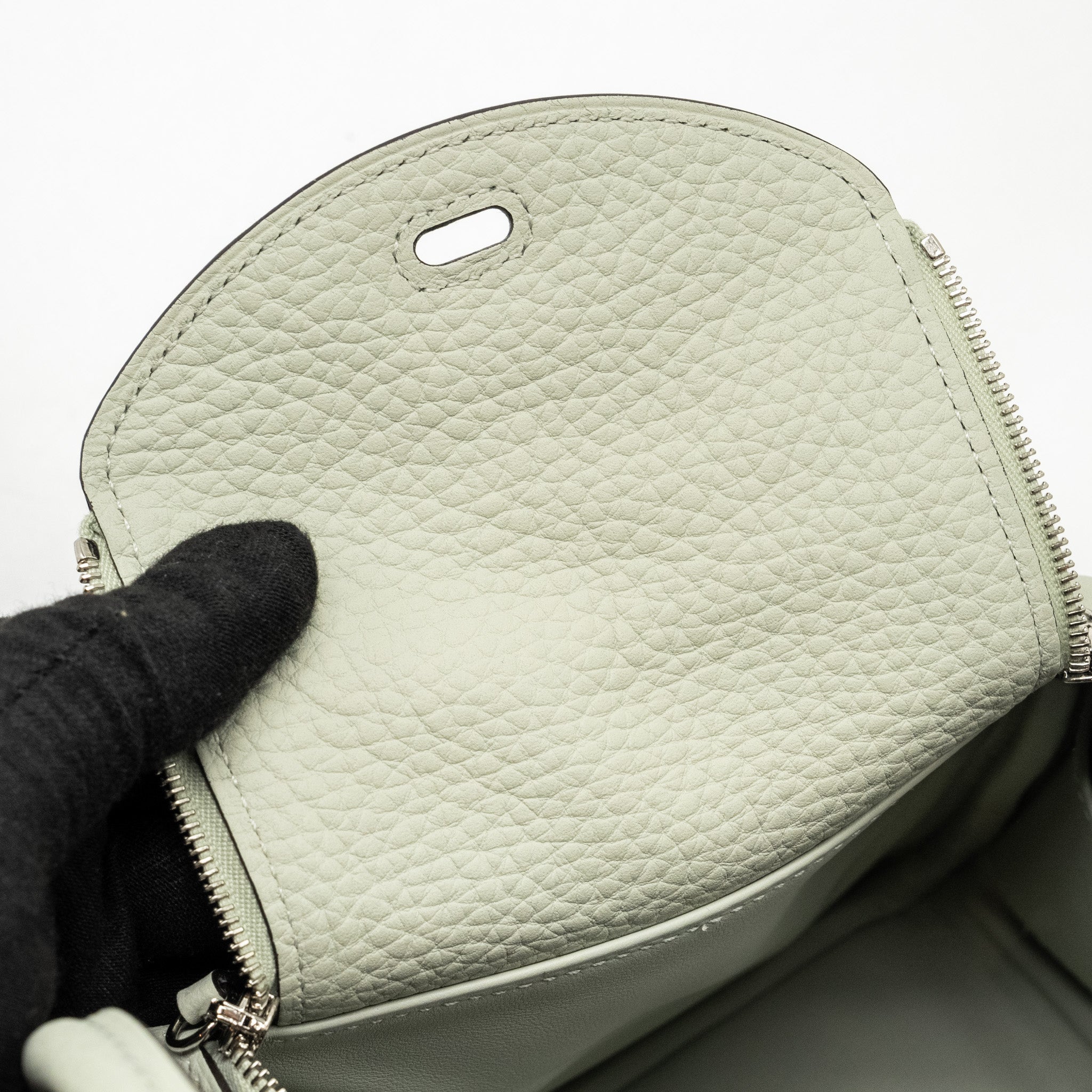hermes-mini-lindy-clemence-gris-neve-shw-stamp-b-copy
