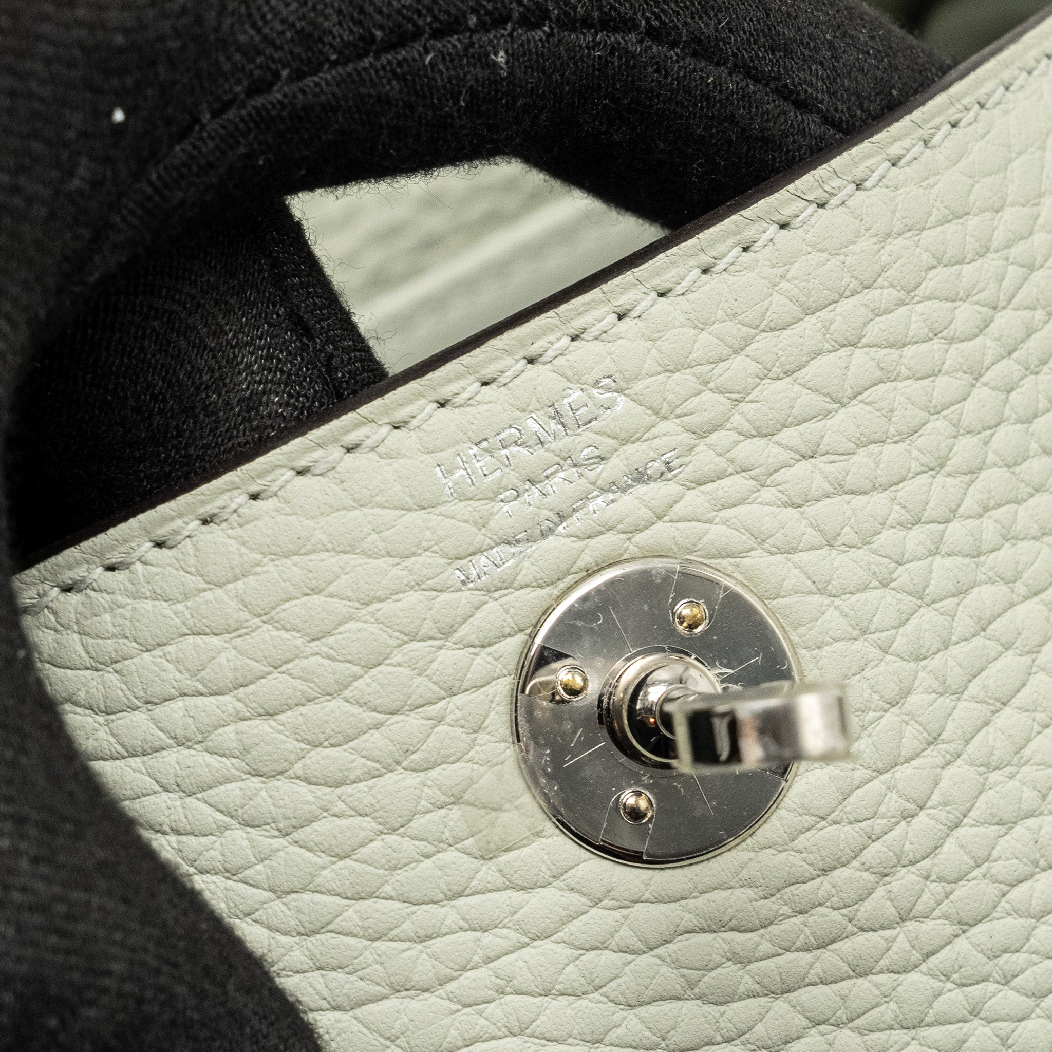 hermes-mini-lindy-clemence-gris-neve-shw-stamp-b-copy