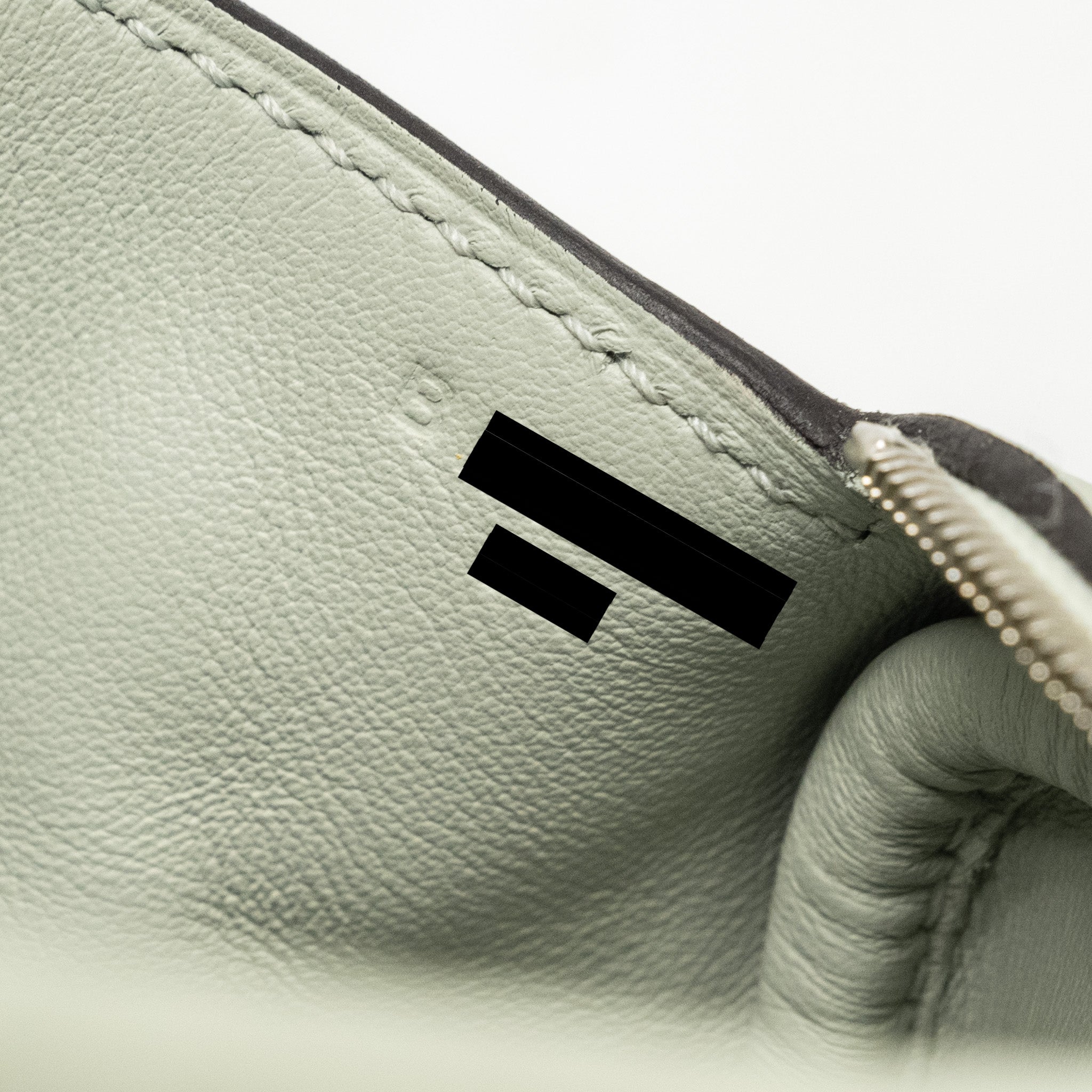 hermes-mini-lindy-clemence-gris-neve-shw-stamp-b-copy