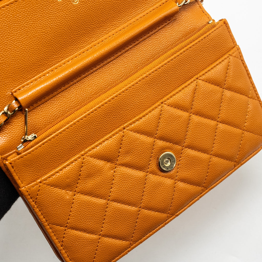 chanel-classic-wallet-on-chain-caviar-caramel-lghw-microchip