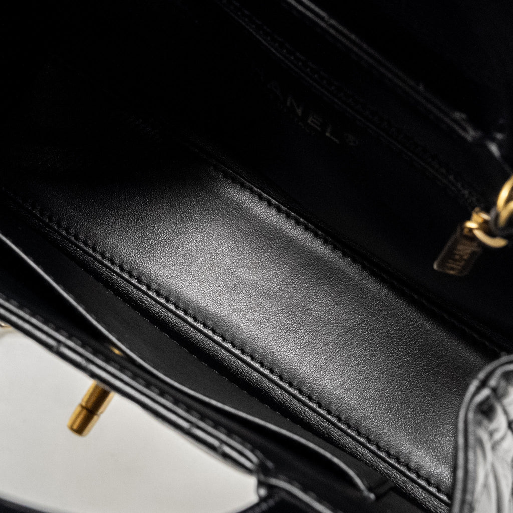 chanel-mini-kelly-shopping-tote-bag-calfskin-black-ghw-microchip-1