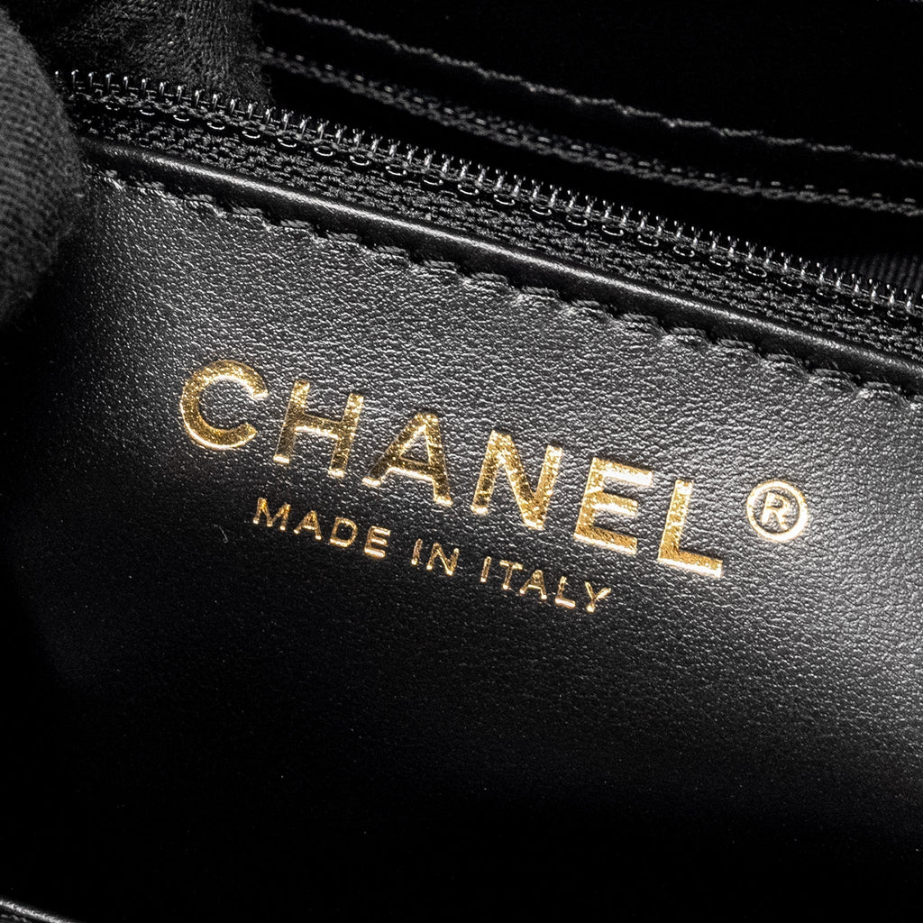 chanel-mini-kelly-shopping-tote-bag-calfskin-black-ghw-microchip-1
