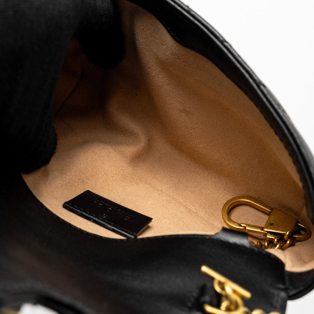 gucci-super-mini-marmont-calfskin-black-ghw