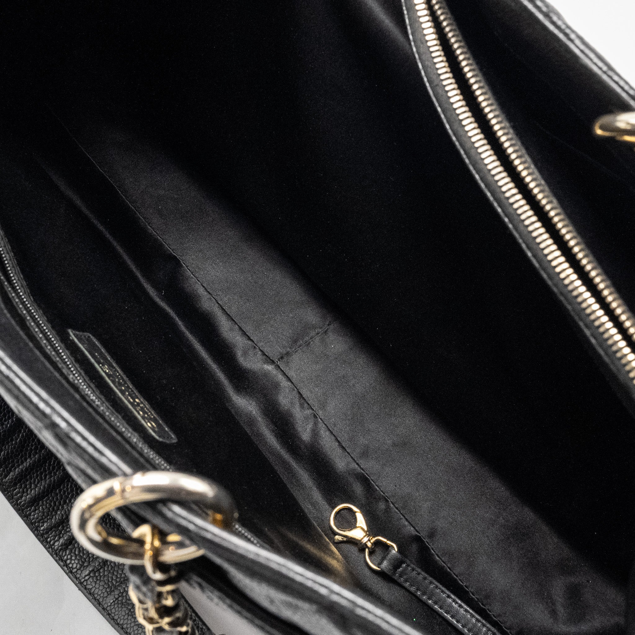 chanel-grand-shopping-tote-bag-xl-caviar-black-ghw