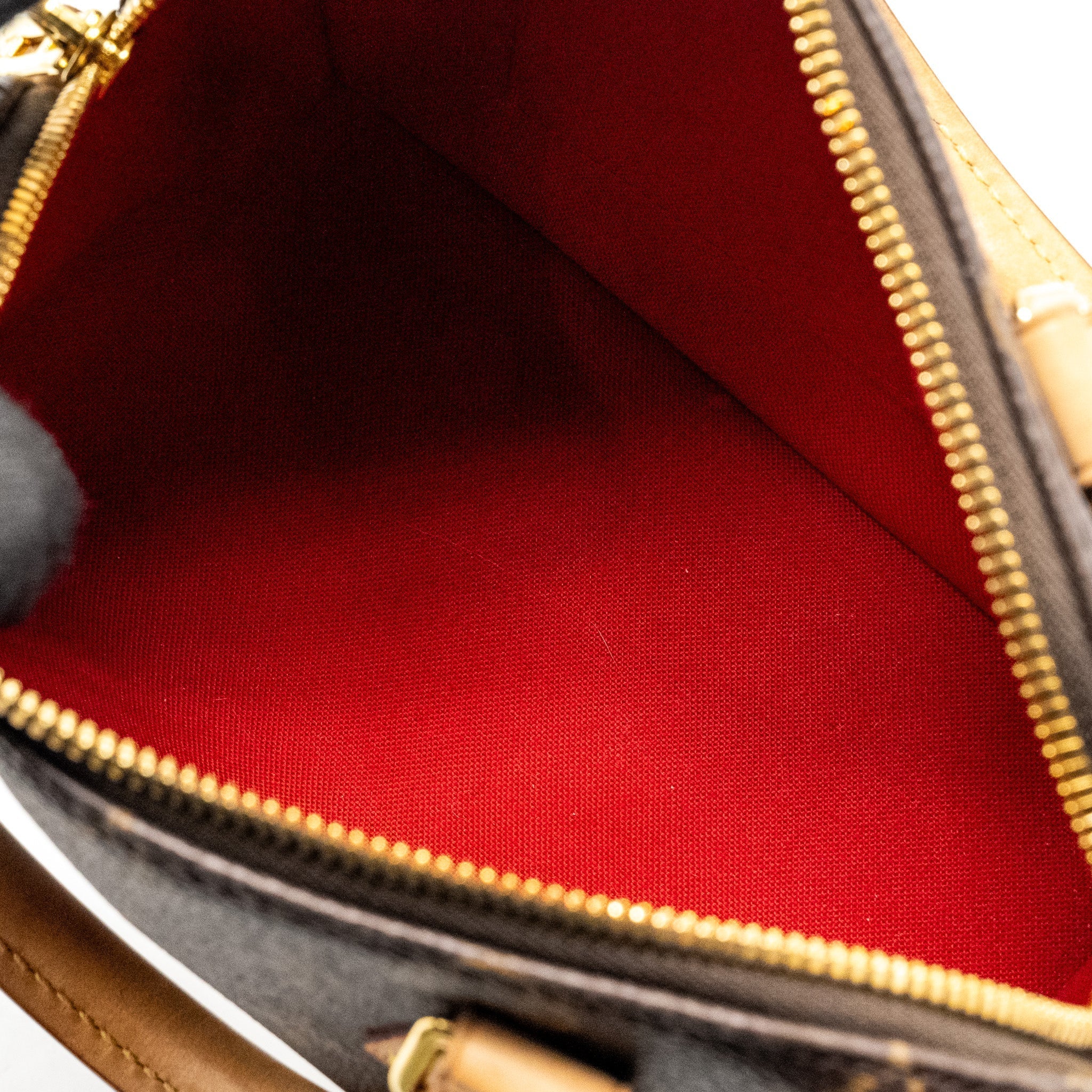 louis-vuitton-speedy-bandouliere-20-monogram-canvas-with-black-strap-ghw-1