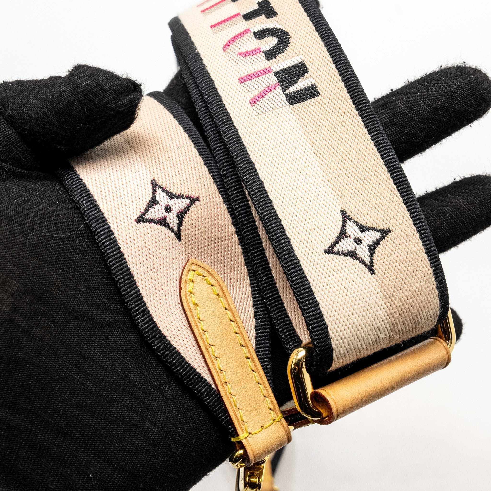 louis-vuitton-speedy-bandouliere-20-monogram-canvas-with-black-strap-ghw-1