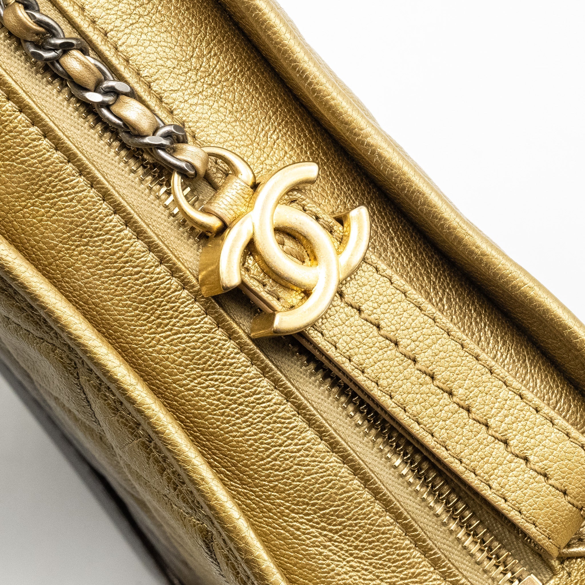 chanel-small-gabrielle-hobo-bag-calfskin-gradient-gold-with-multicolour-hardware