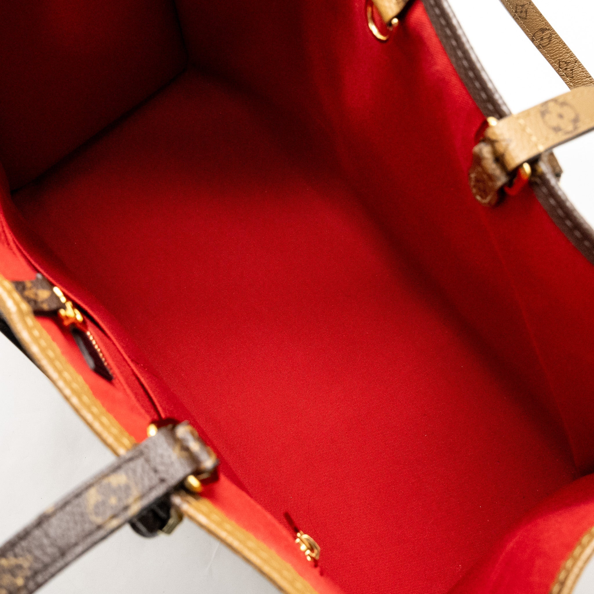 louis-vuitton-onthego-gm-monogram-canvas-ghw-2