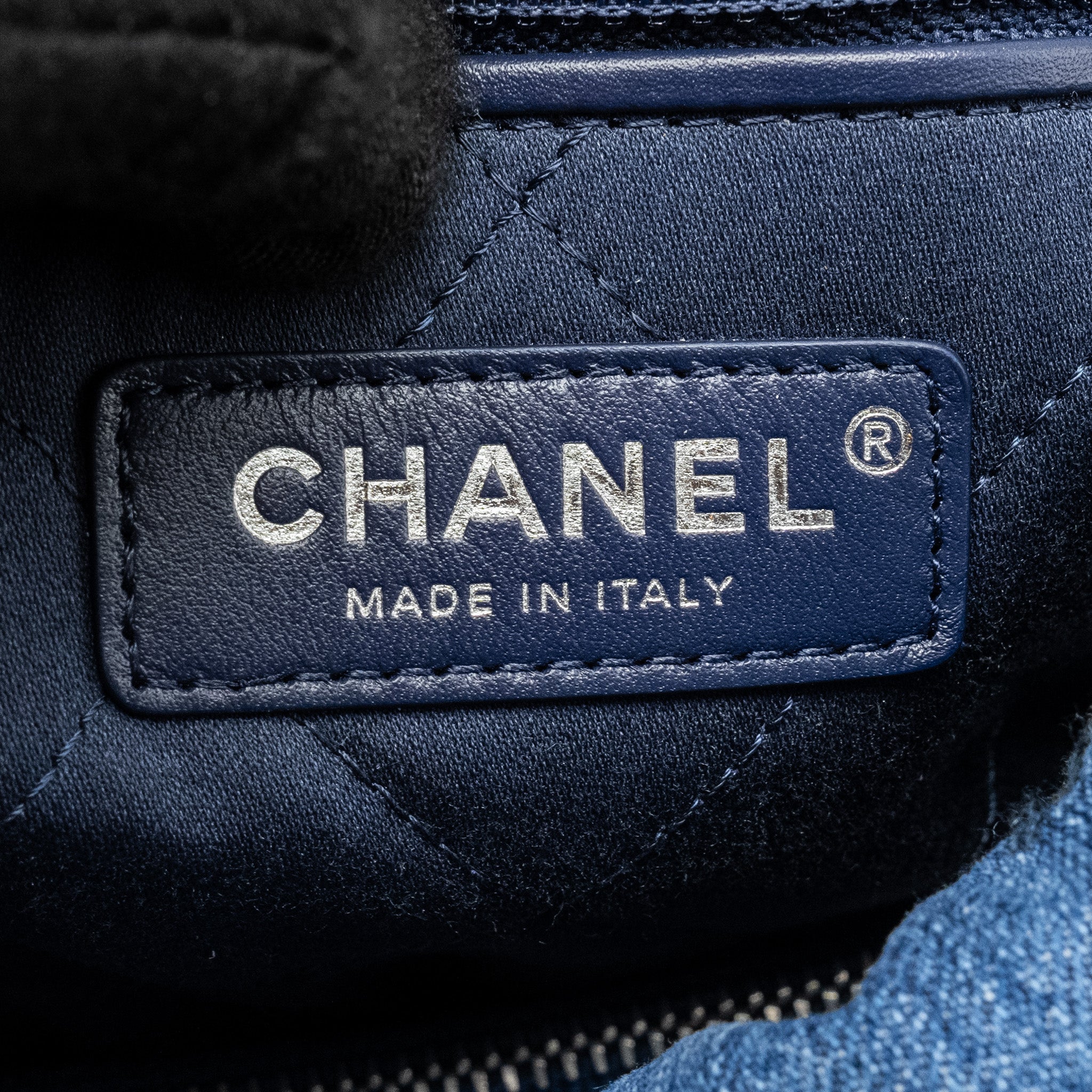 chanel-small-22-bag-denim-blue-white-shw-microchip