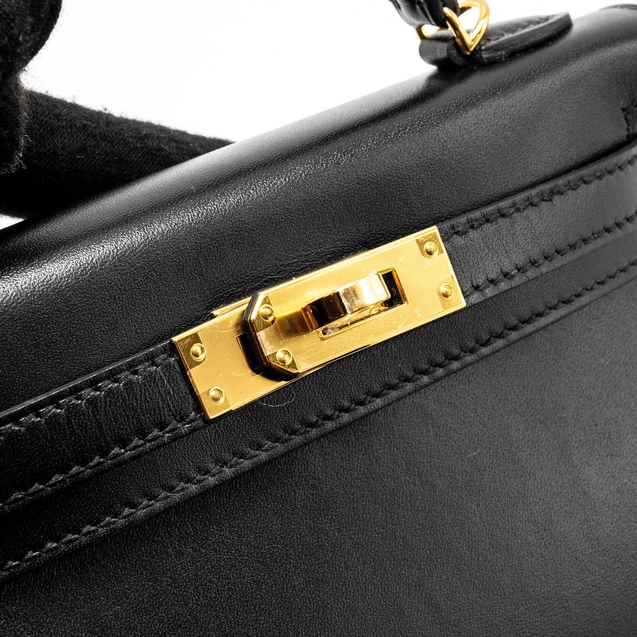 hermes-mini-kelly-tadelakt-black-ghw-stamp-b