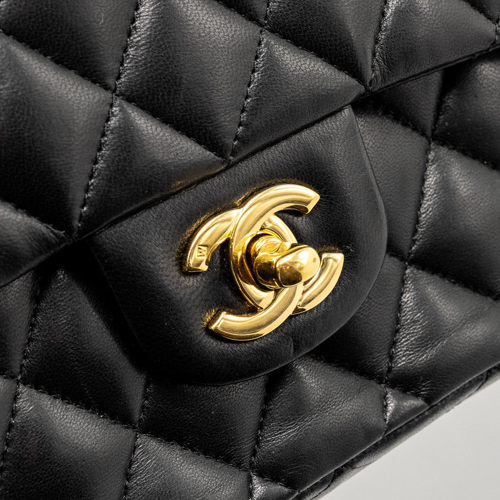 chanel-medium-classic-double-flap-bag-lambskin-black-ghw-6