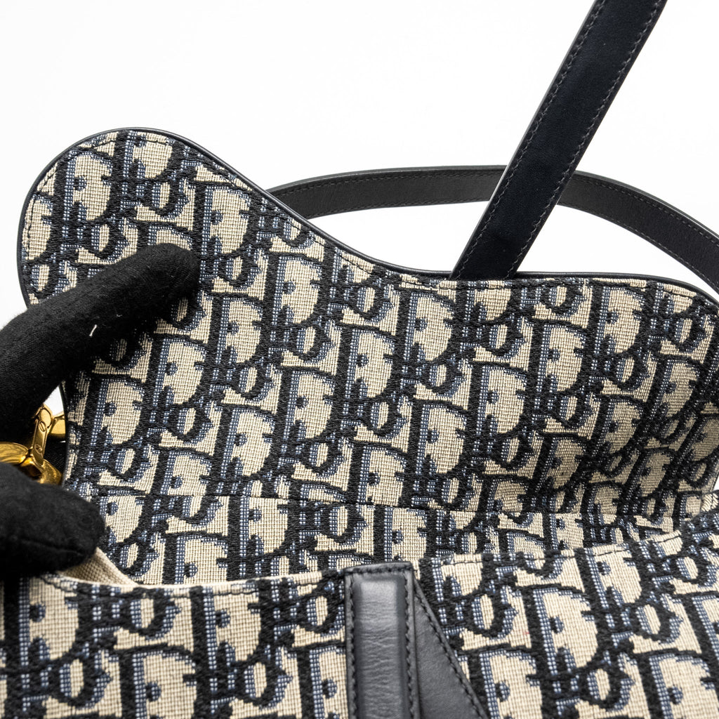 dior-medium-saddle-bag-with-stra