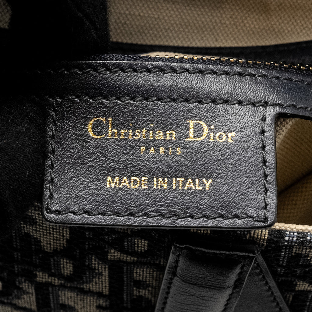 dior-medium-saddle-bag-with-stra