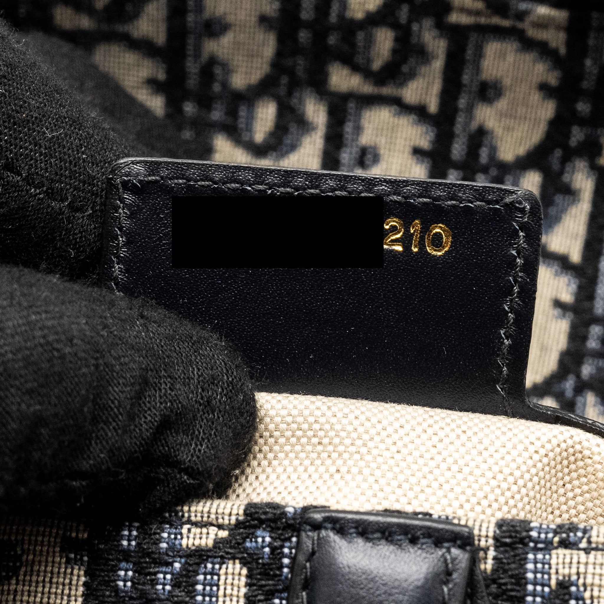 dior-medium-saddle-bag-with-stra