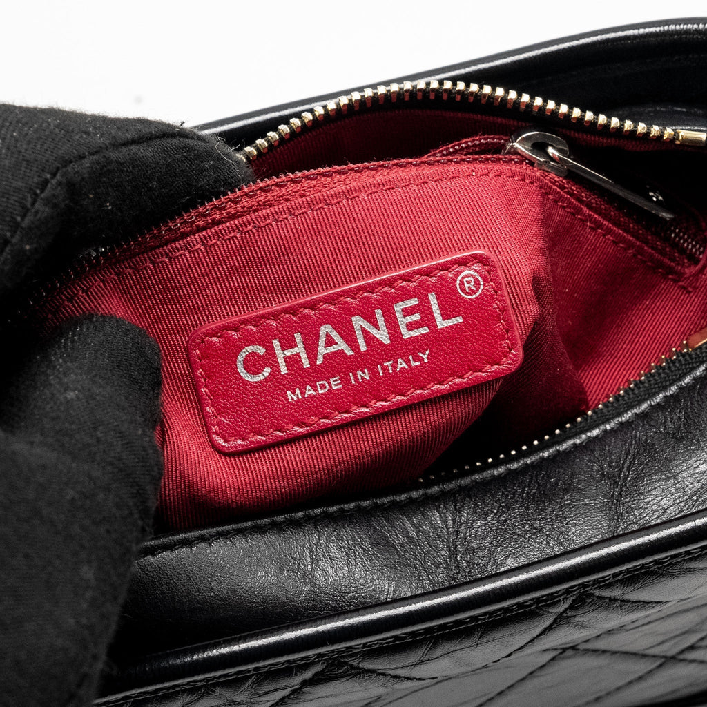 chanel-small-gabrielle-hobo-bag-calfskin-black-multicolour-hardware-3