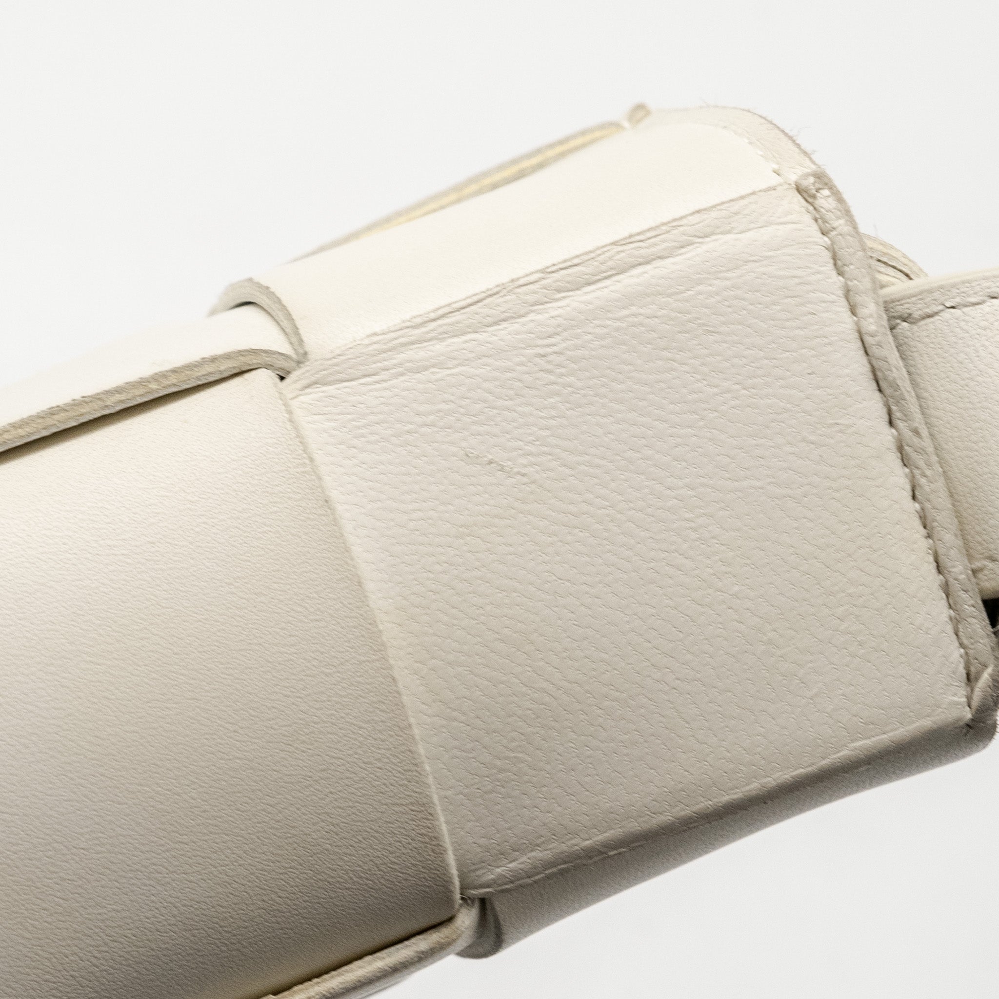 bottega-veneta-small-cassette-bag-lambskin-white-shw