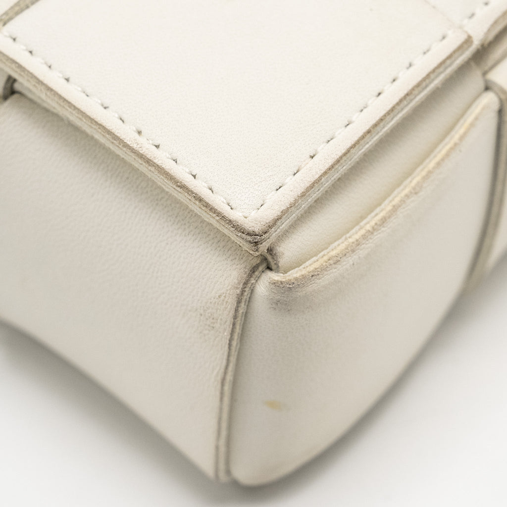 bottega-veneta-small-cassette-bag-lambskin-white-shw