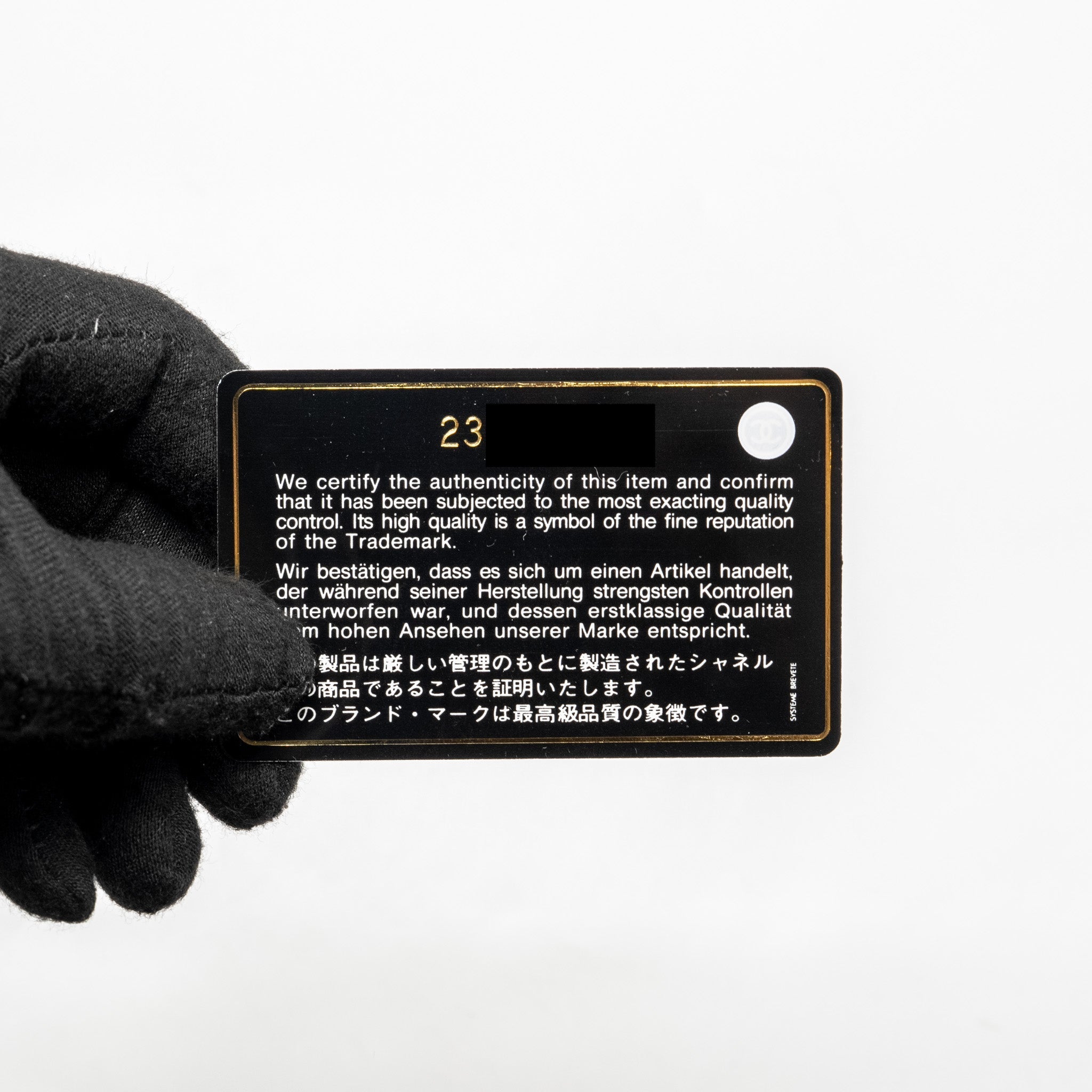chanel-new-medium-boy-bag-caviar-so-black