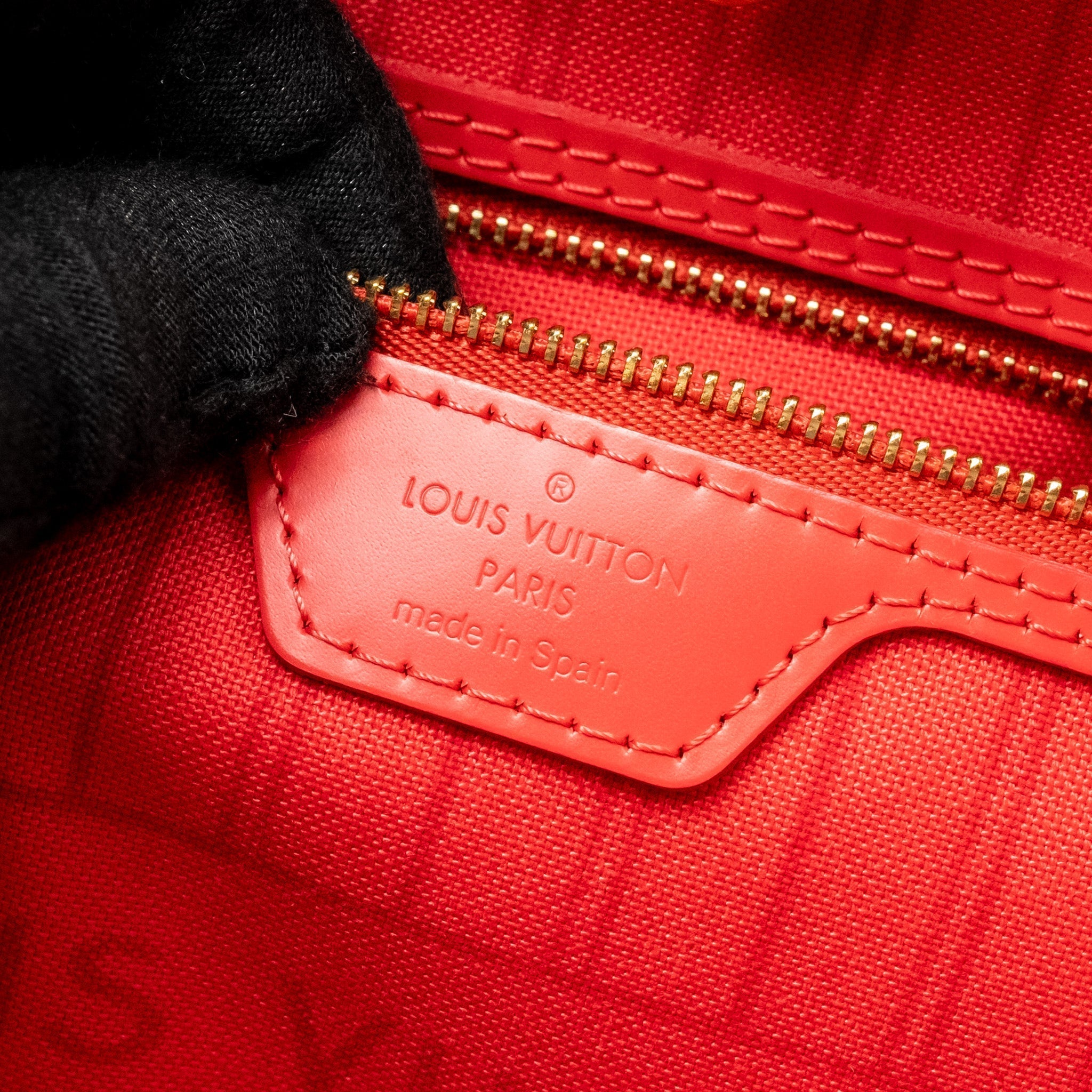 louis-vuitton-neverfull-mm-totem-limited-edition-monogram-canvas-mulitcolour-ghw