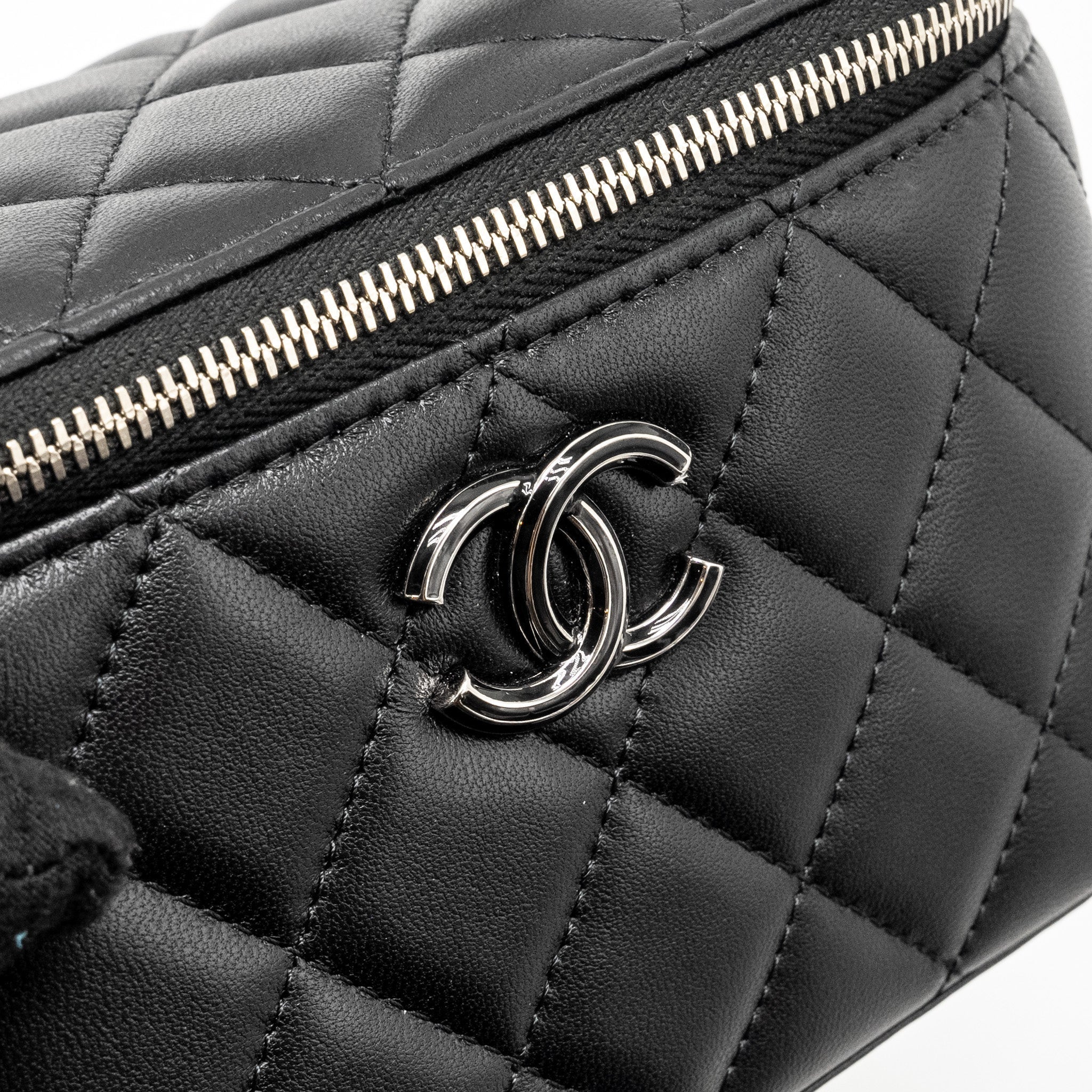 chanel-top-handle-long-vanity-case-lambskin-black-shw-microchip-copy