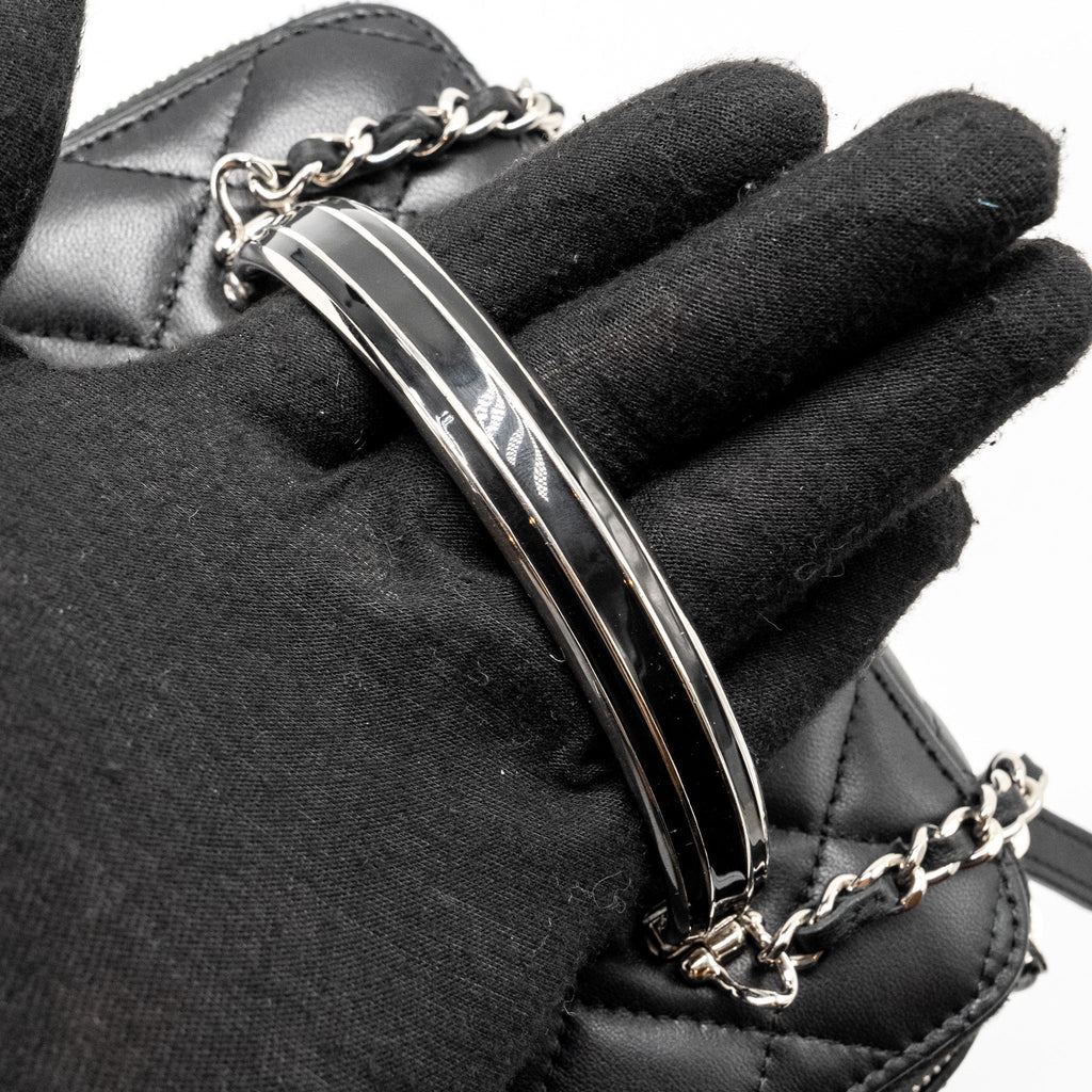 chanel-top-handle-long-vanity-case-lambskin-black-shw-microchip-copy