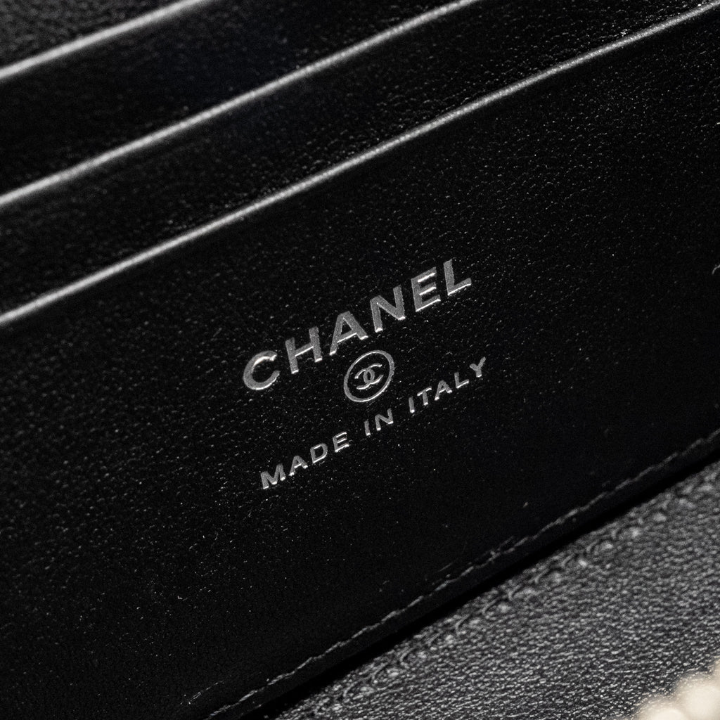 chanel-top-handle-long-vanity-case-lambskin-black-shw-microchip-copy