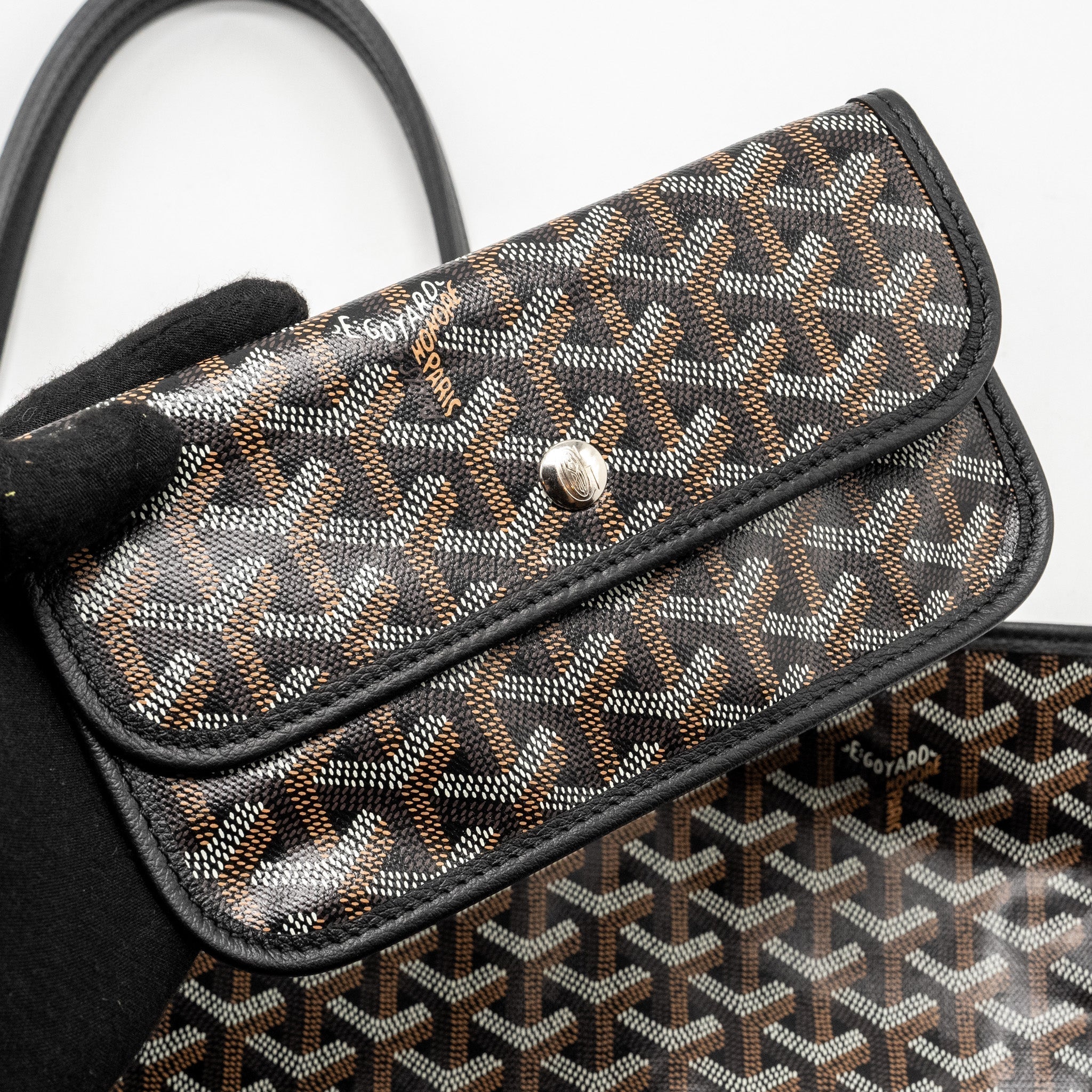 goyard-saint-louis-pm-tote-bag-goyardine-canvas-calfskin-black-shw-1