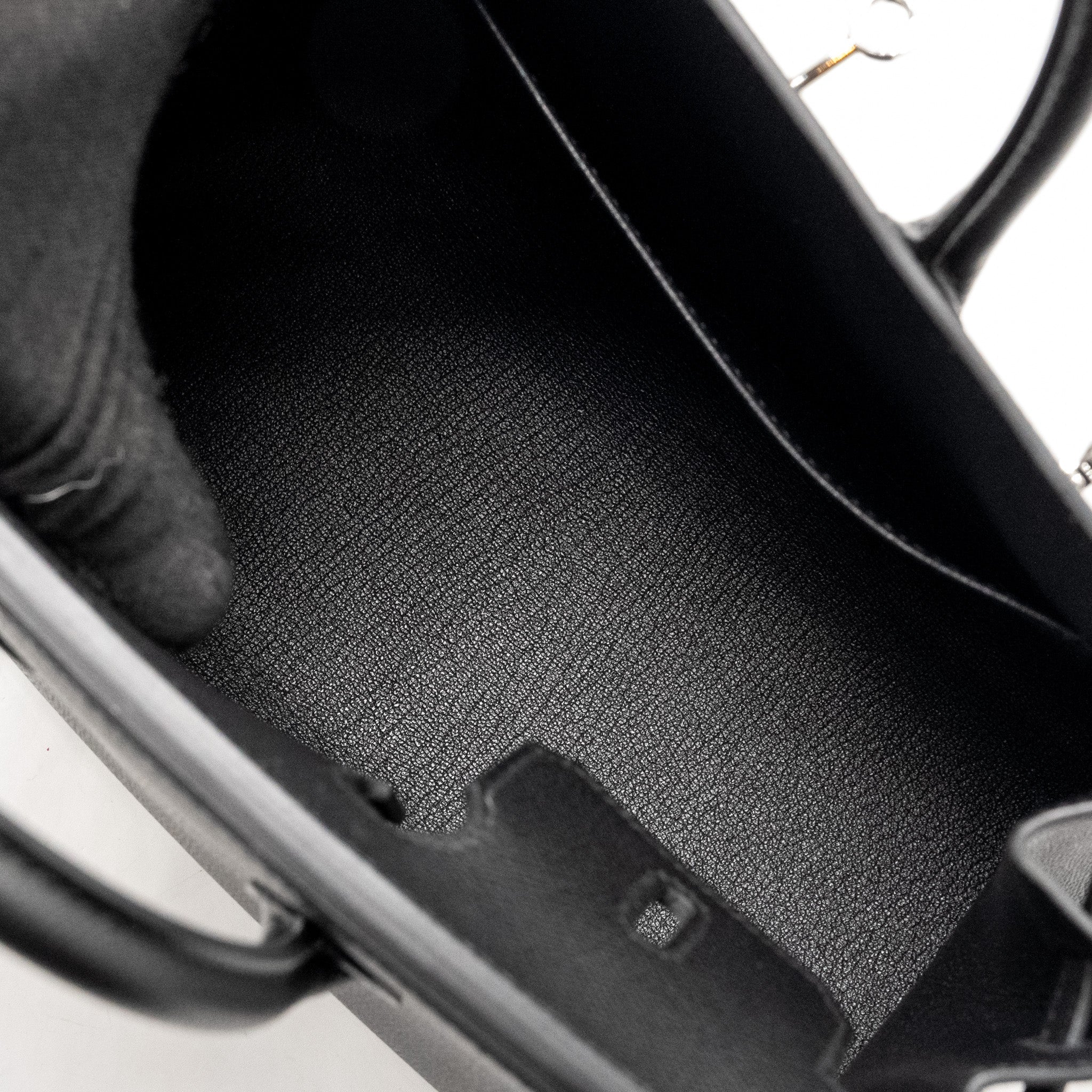hermes-birkin-25-epsom-black-shw-stamp-w