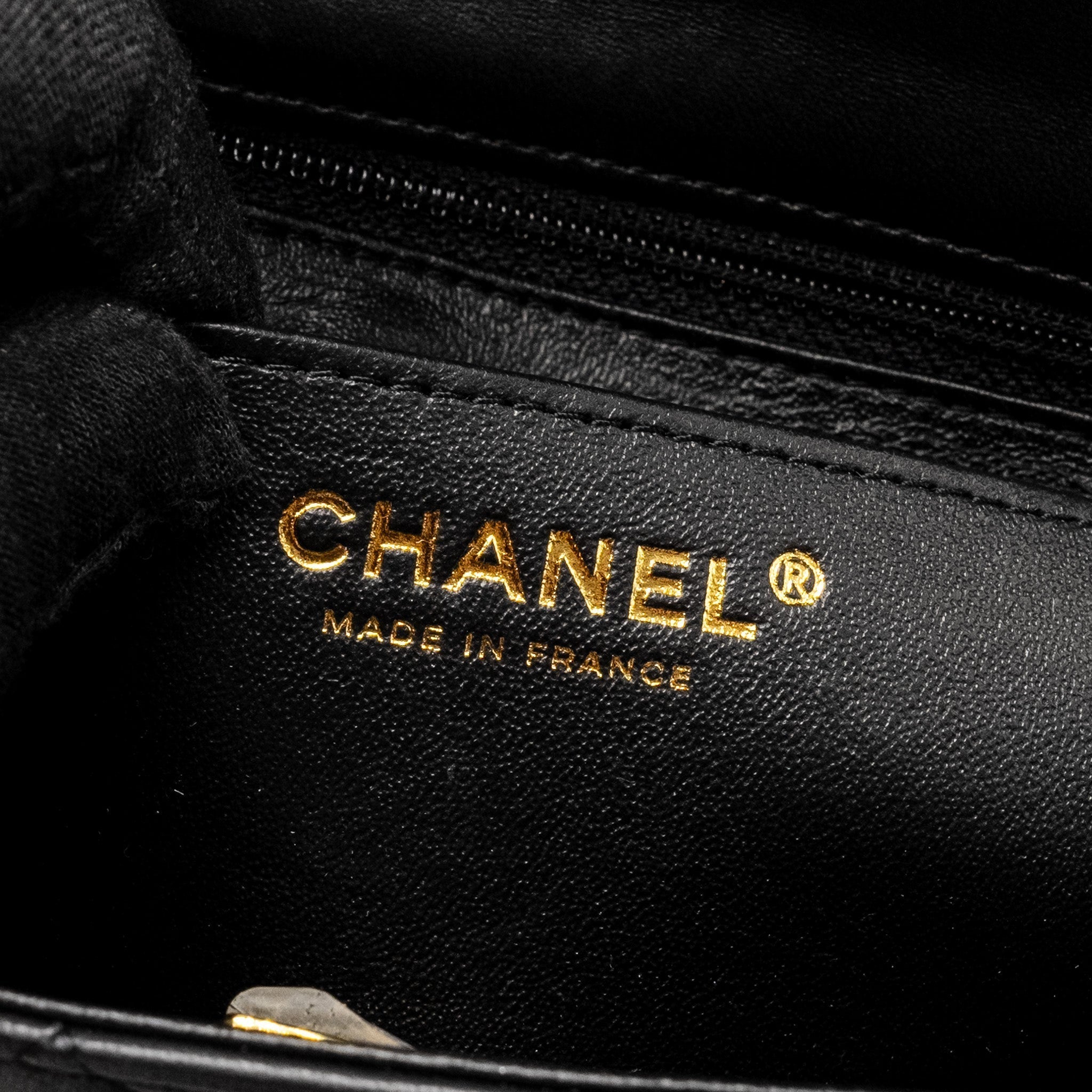 chanel-mini-rectangular-flap-bag-lambskin-black-lghwmicrochip-1