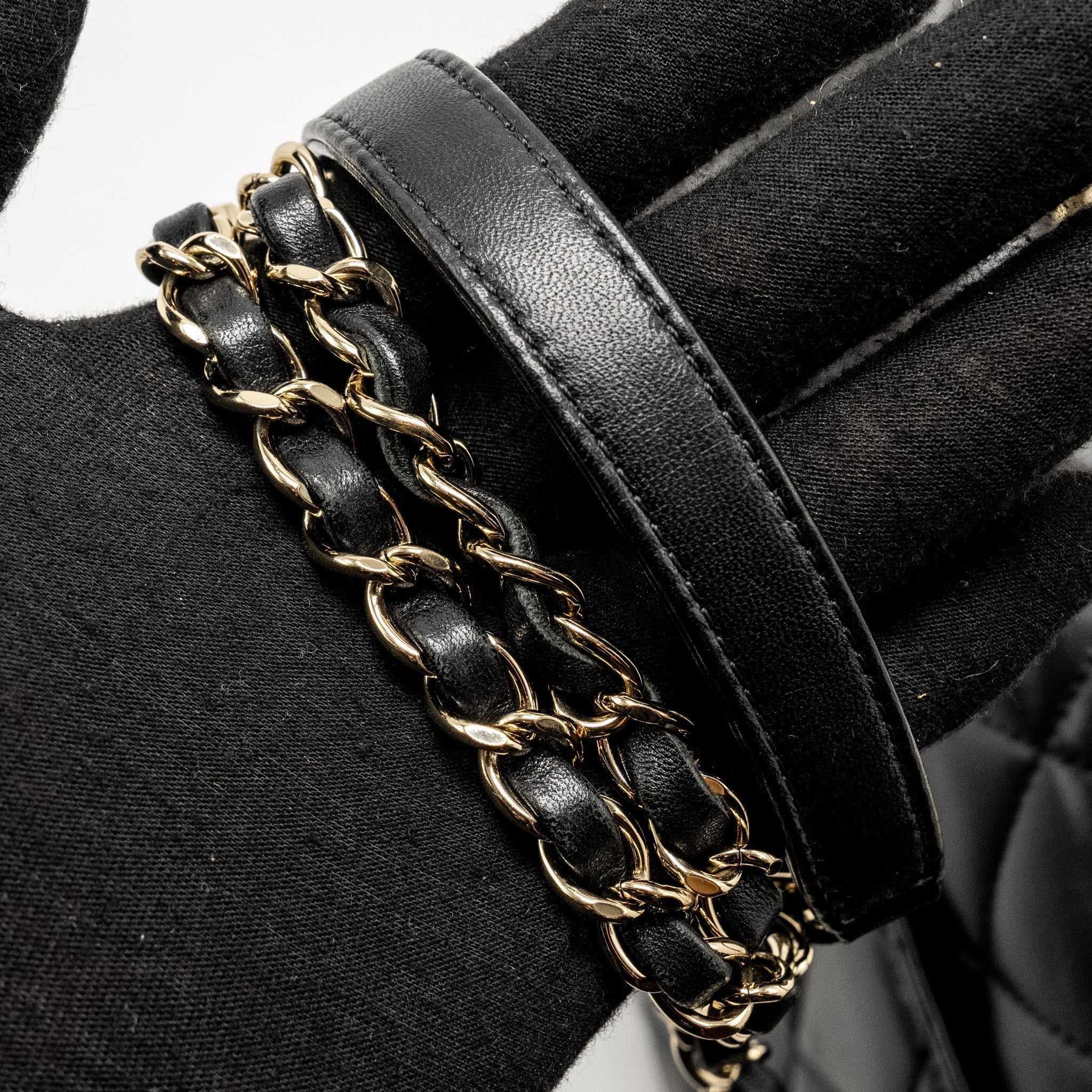 chanel-small-trendy-cc-flap-bag-lambskin-black-ghw