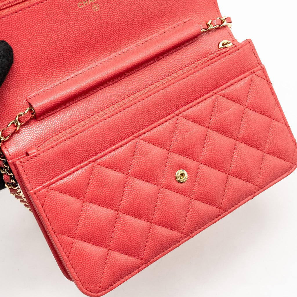 chanel-classic-wallet-on-chain-caviar-pink-ghw-copy
