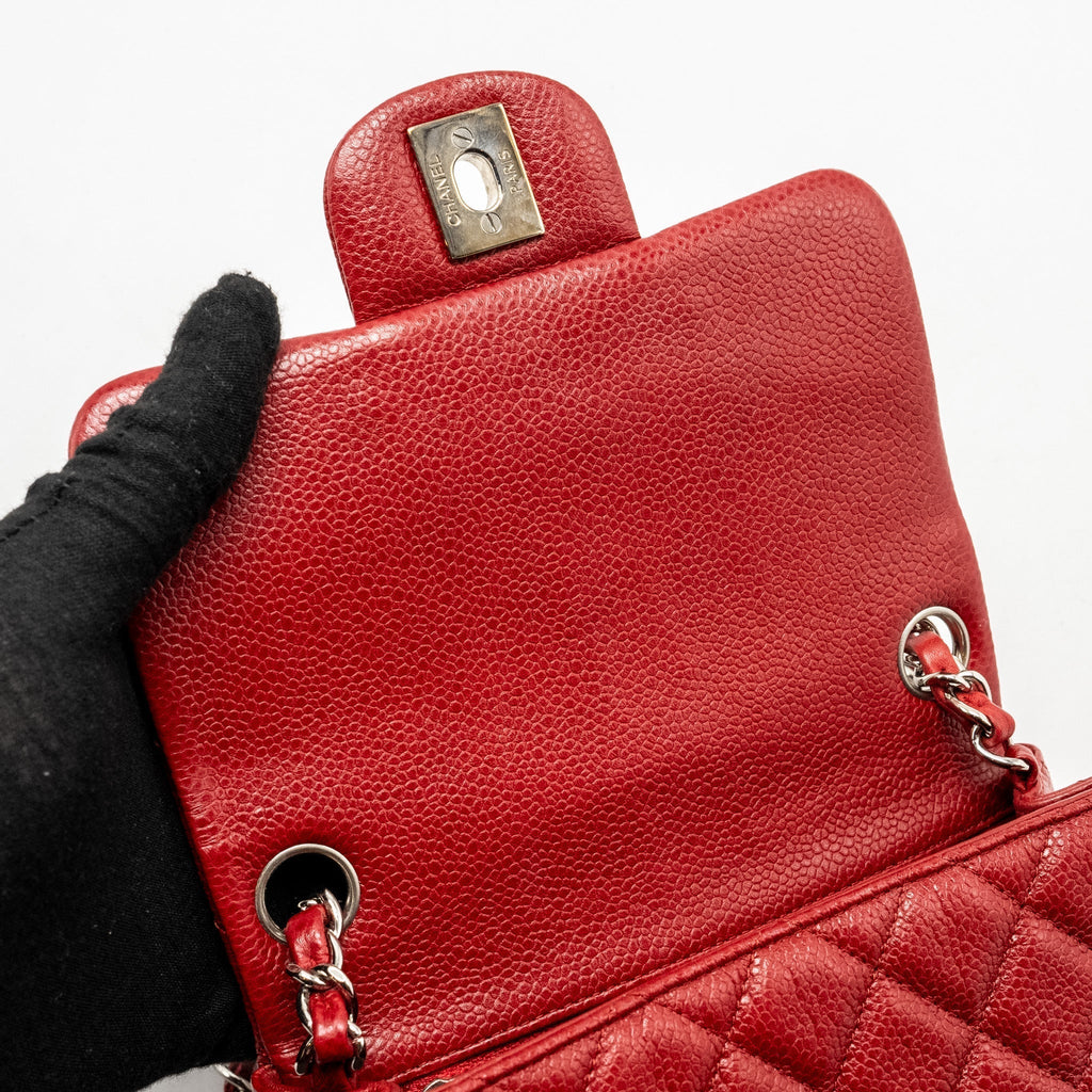 chanel-mini-square-red