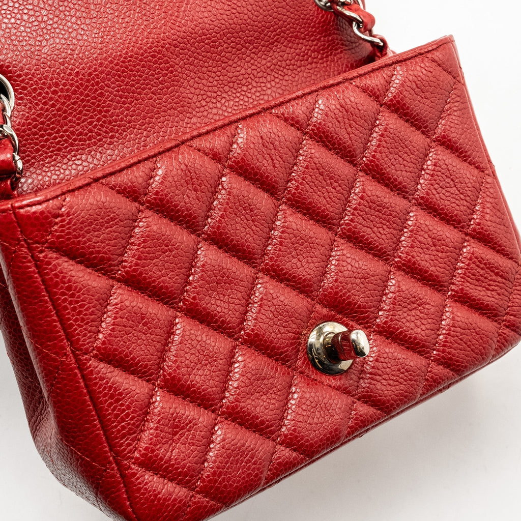 chanel-mini-square-red