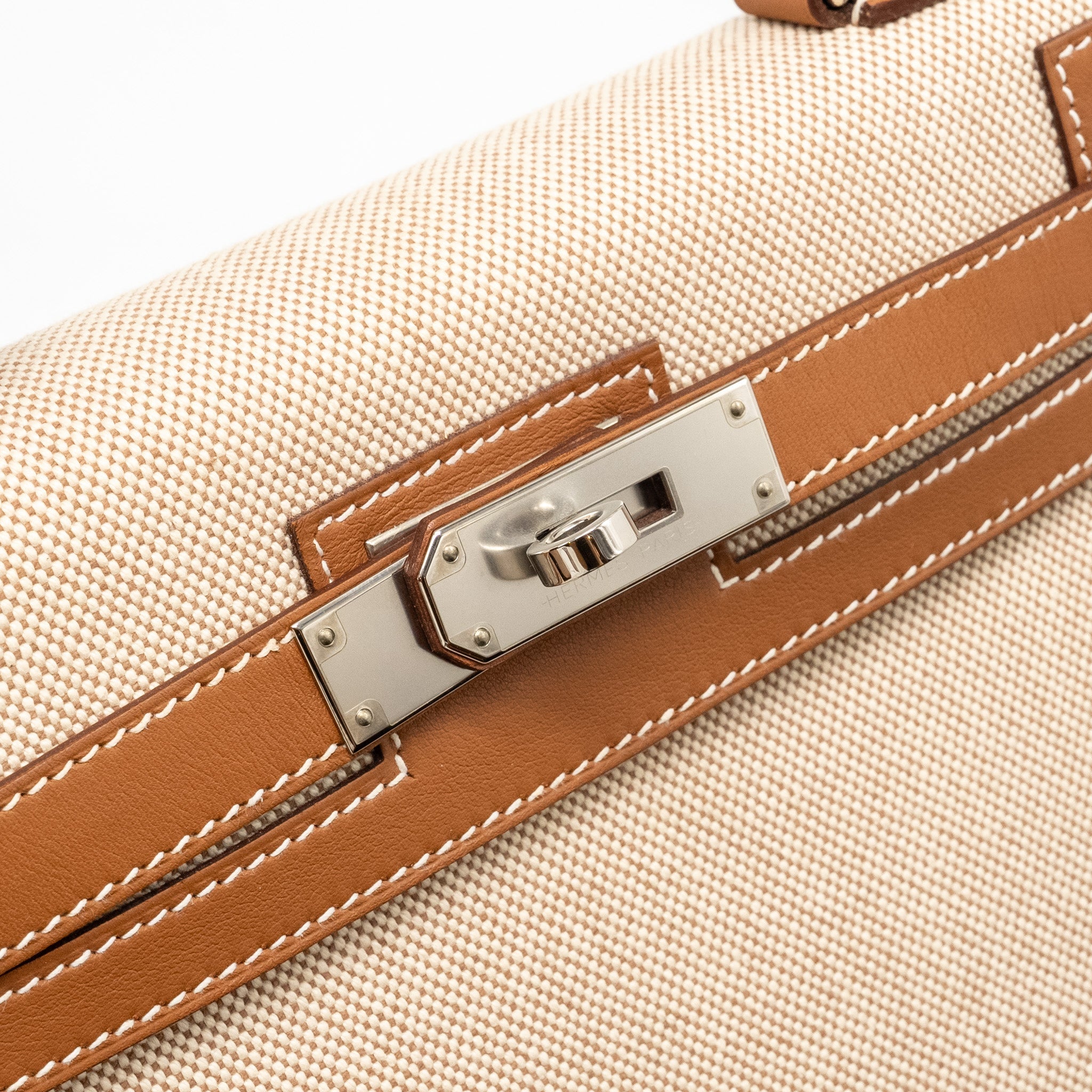 hermes-kelly-28-sellier-toile-h-swift-ecru-gold-shw-stamp-y