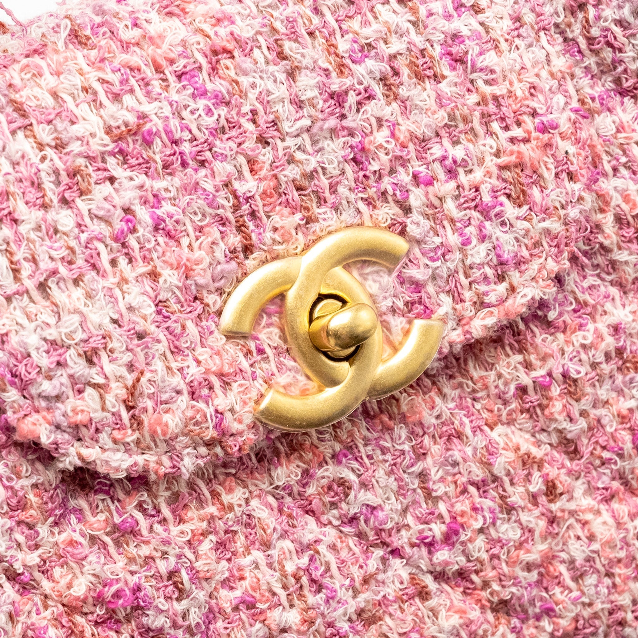 chanel-24p-mini-kelly-shopping-tote-tweed-pink-multicolour-ghwmicrochip