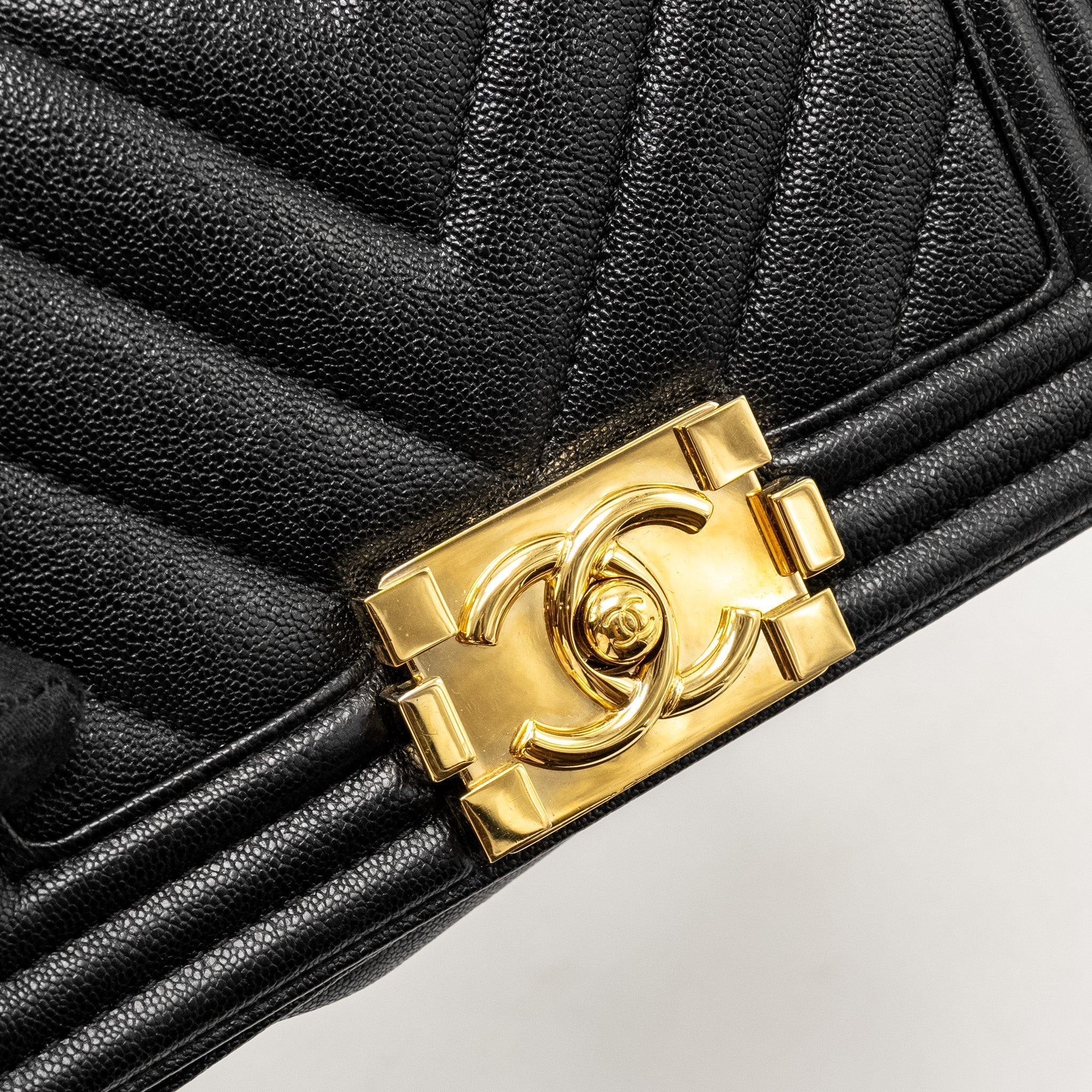 chanel-chevron-small-boy-bag-calfskin-black-ghw