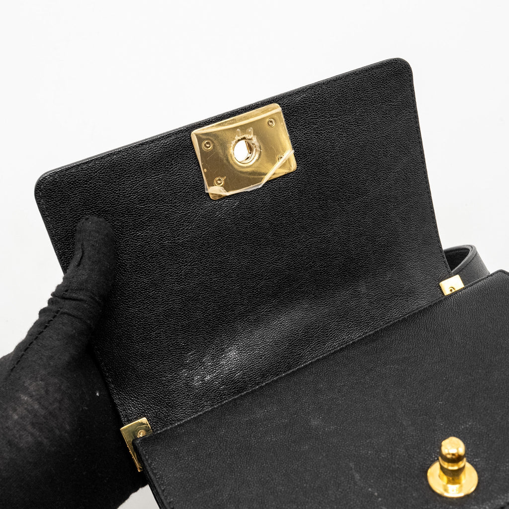 chanel-chevron-small-boy-bag-calfskin-black-ghw