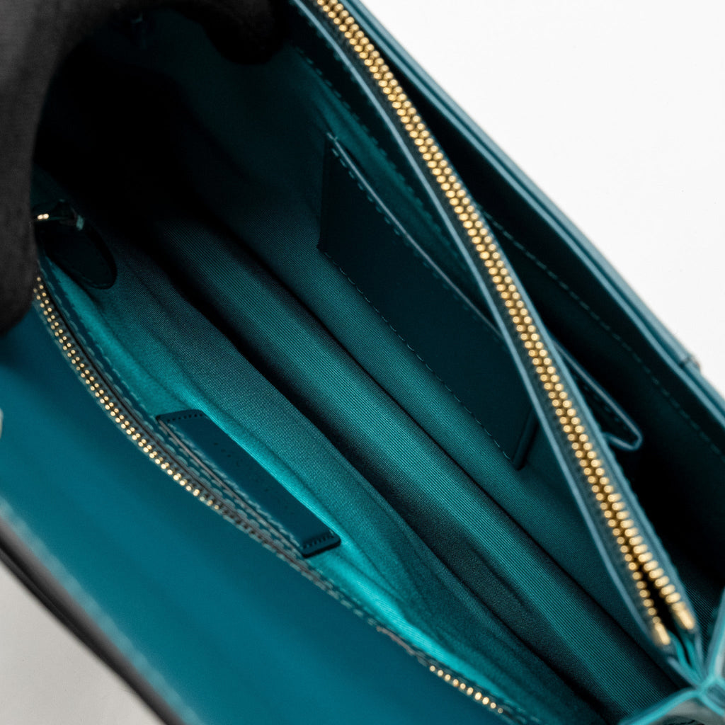 bvlgari-serpenti-forever-bag-calfskin-green-lghw-copy