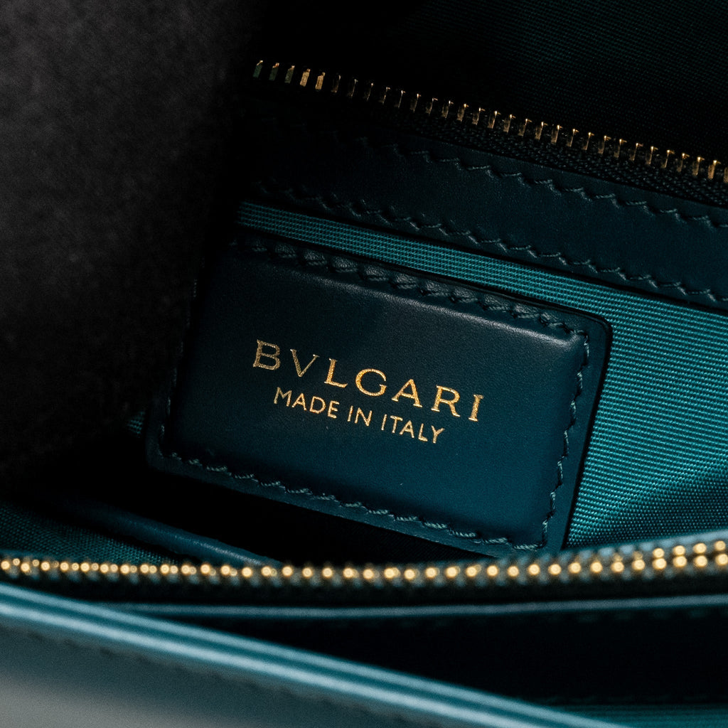 bvlgari-serpenti-forever-bag-calfskin-green-lghw-copy