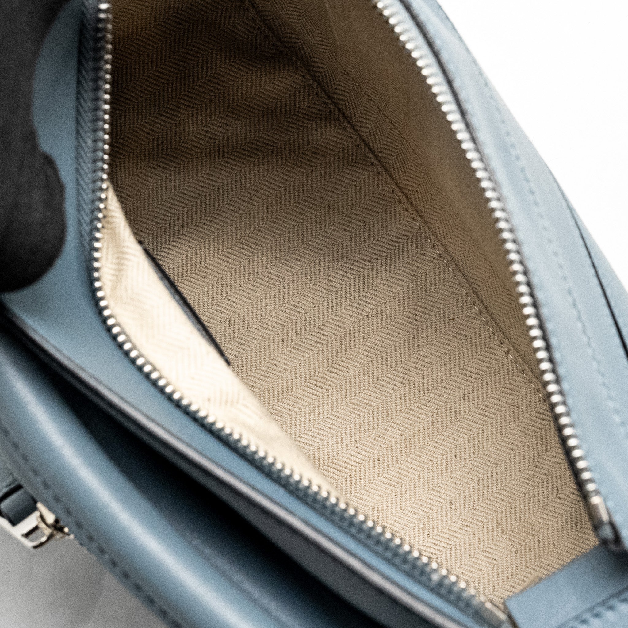 loewe-small-puzzle-bag-calfskin-light-blue-shw