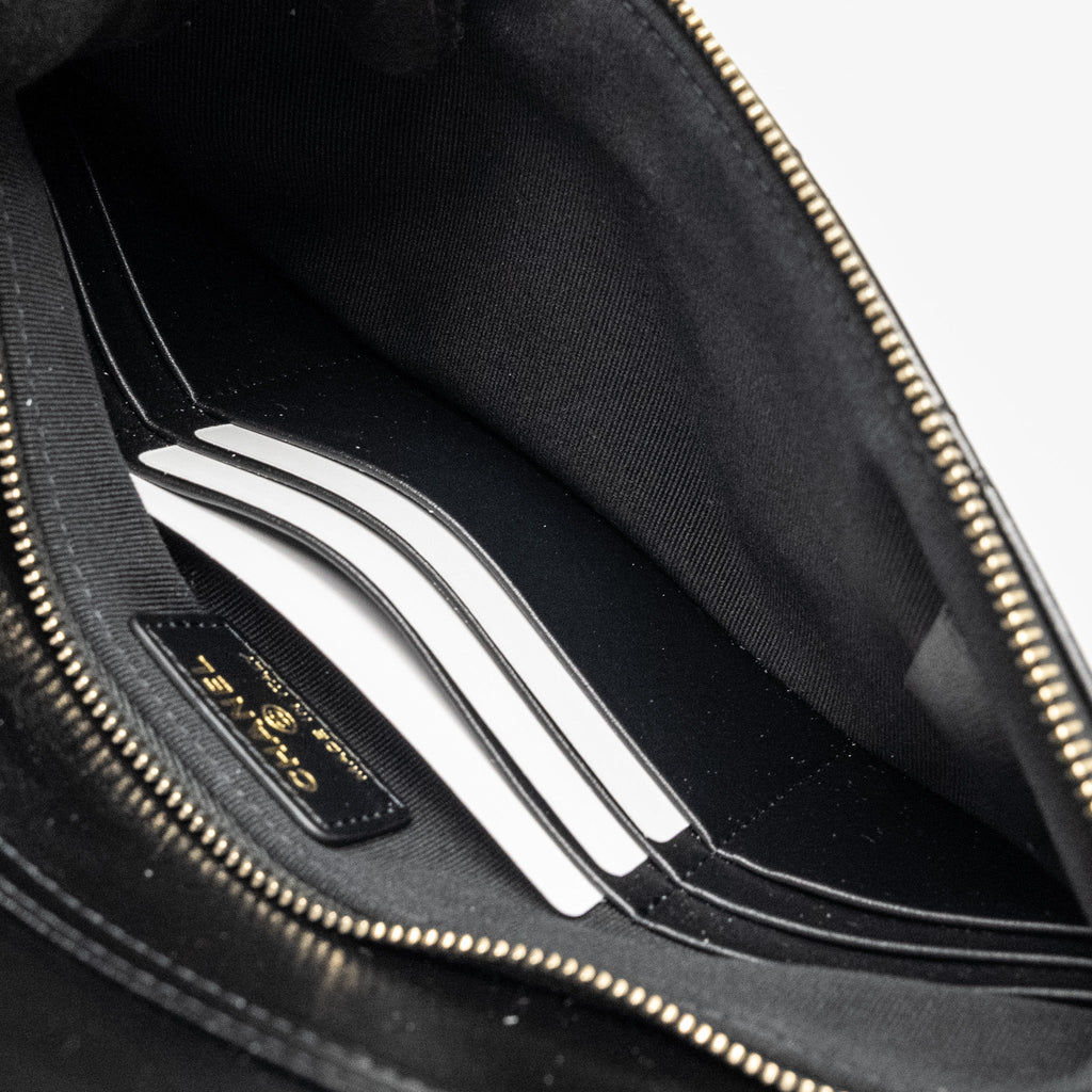 chanel-31-wallet-on-chain-shiny-calfskin-black-lghw-microchip-copy