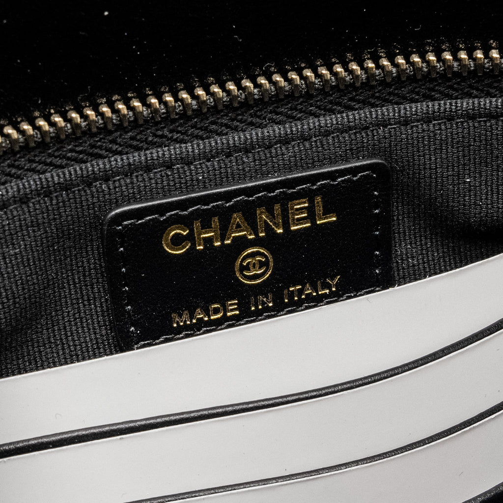 chanel-31-wallet-on-chain-shiny-calfskin-black-lghw-microchip-copy