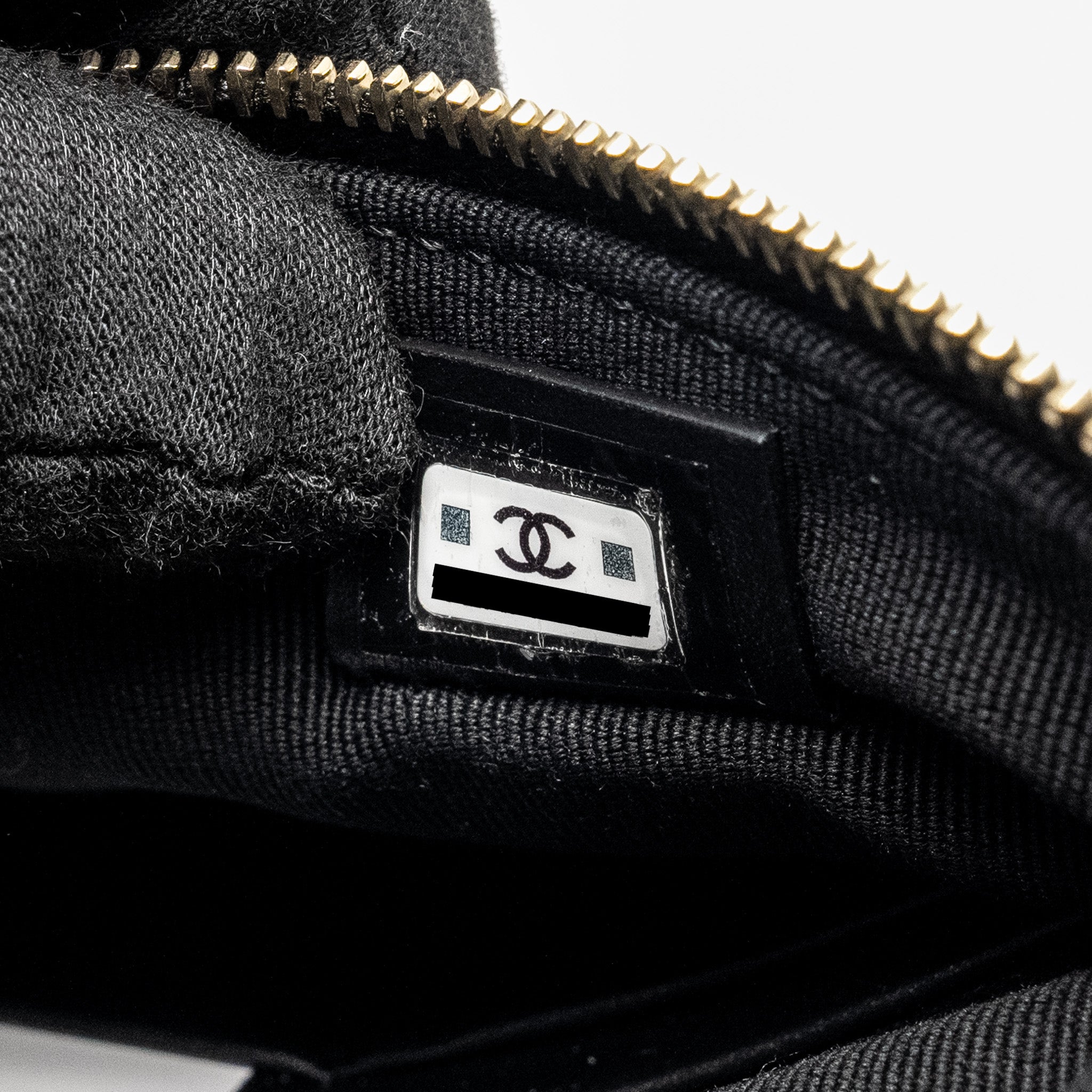 chanel-31-wallet-on-chain-shiny-calfskin-black-lghw-microchip-copy