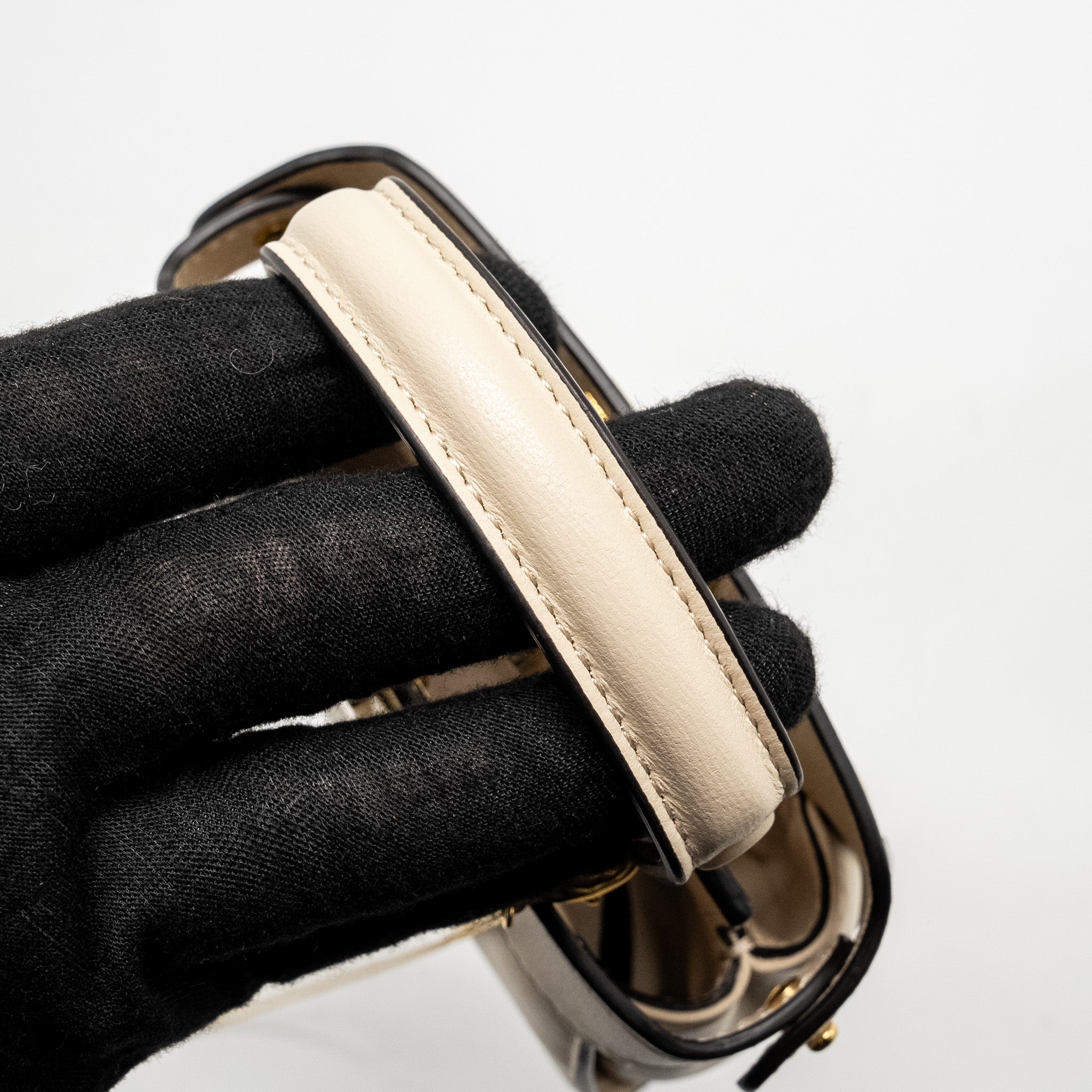 fendi-nano-peekaboo-lambskin-white-ghw