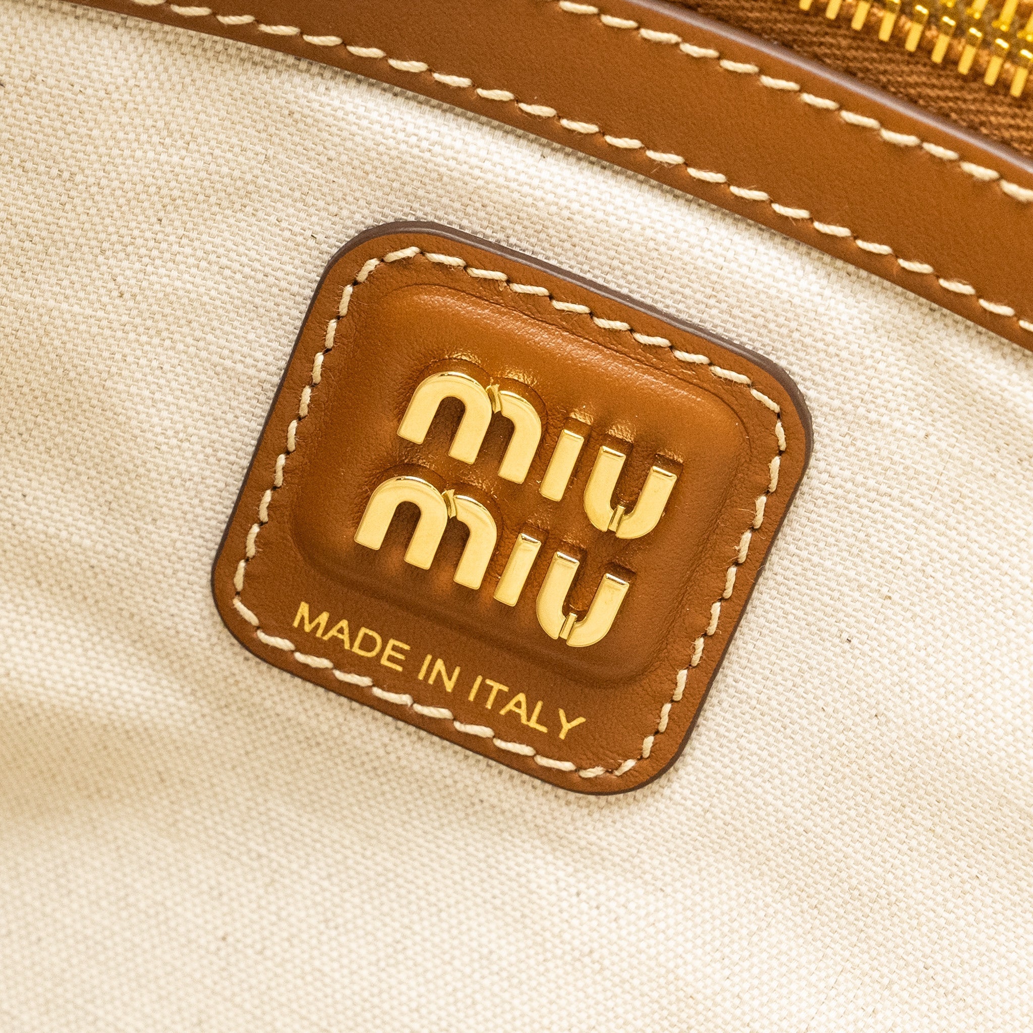 miu-miu-ivy-leather-bag-calfskin-caramel-ghw