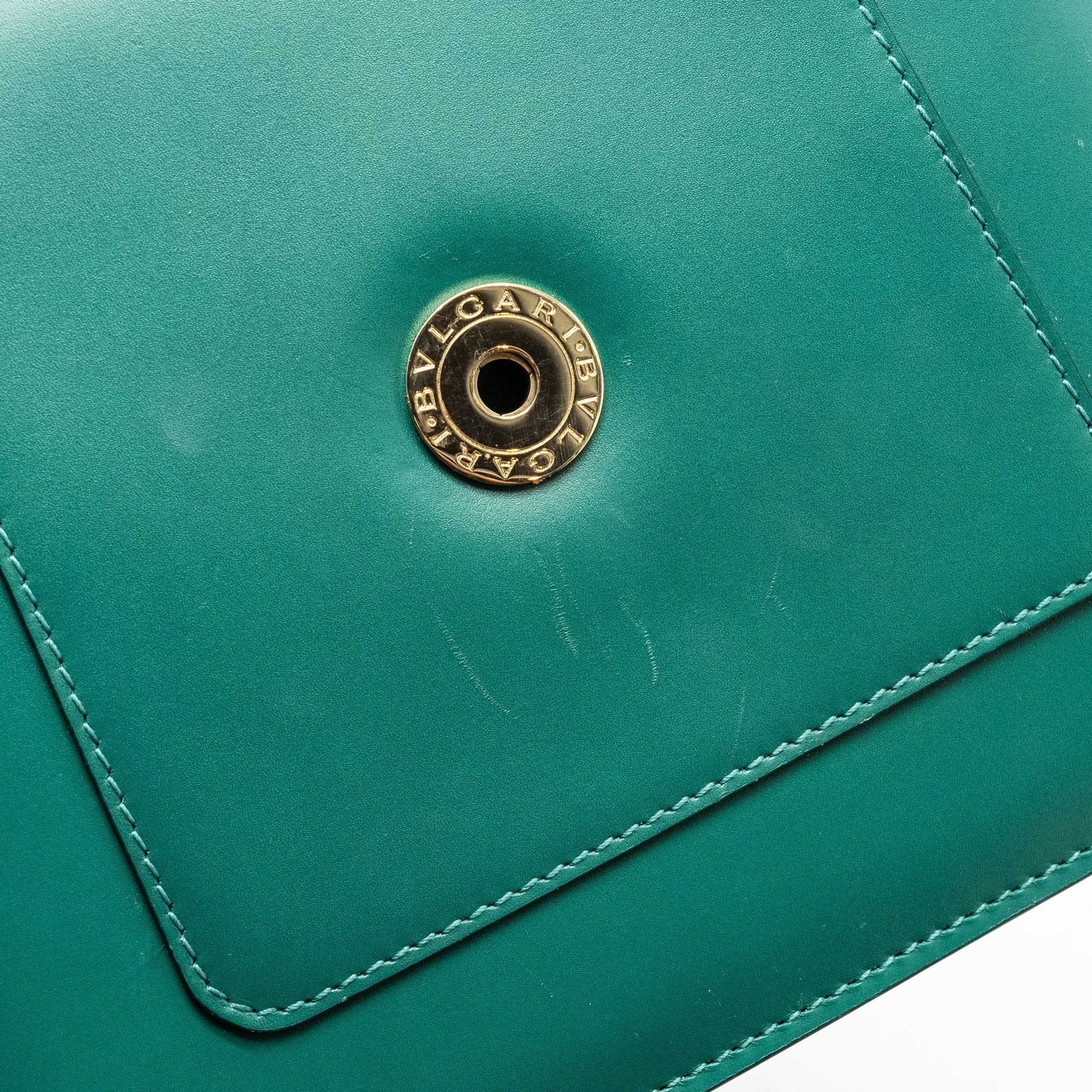 bvlgari-serpenti-forever-top-handle-calfskin-green-ghw