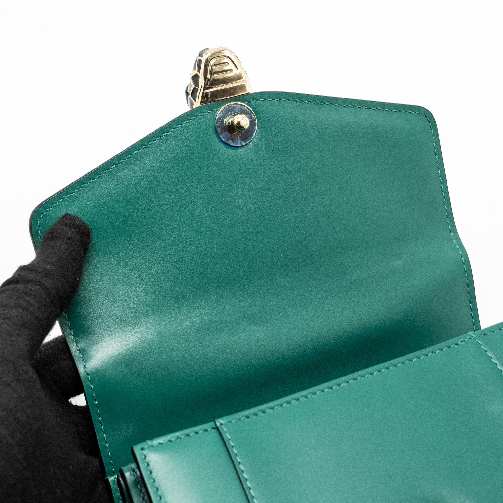 bvlgari-serpenti-forever-top-handle-calfskin-green-ghw