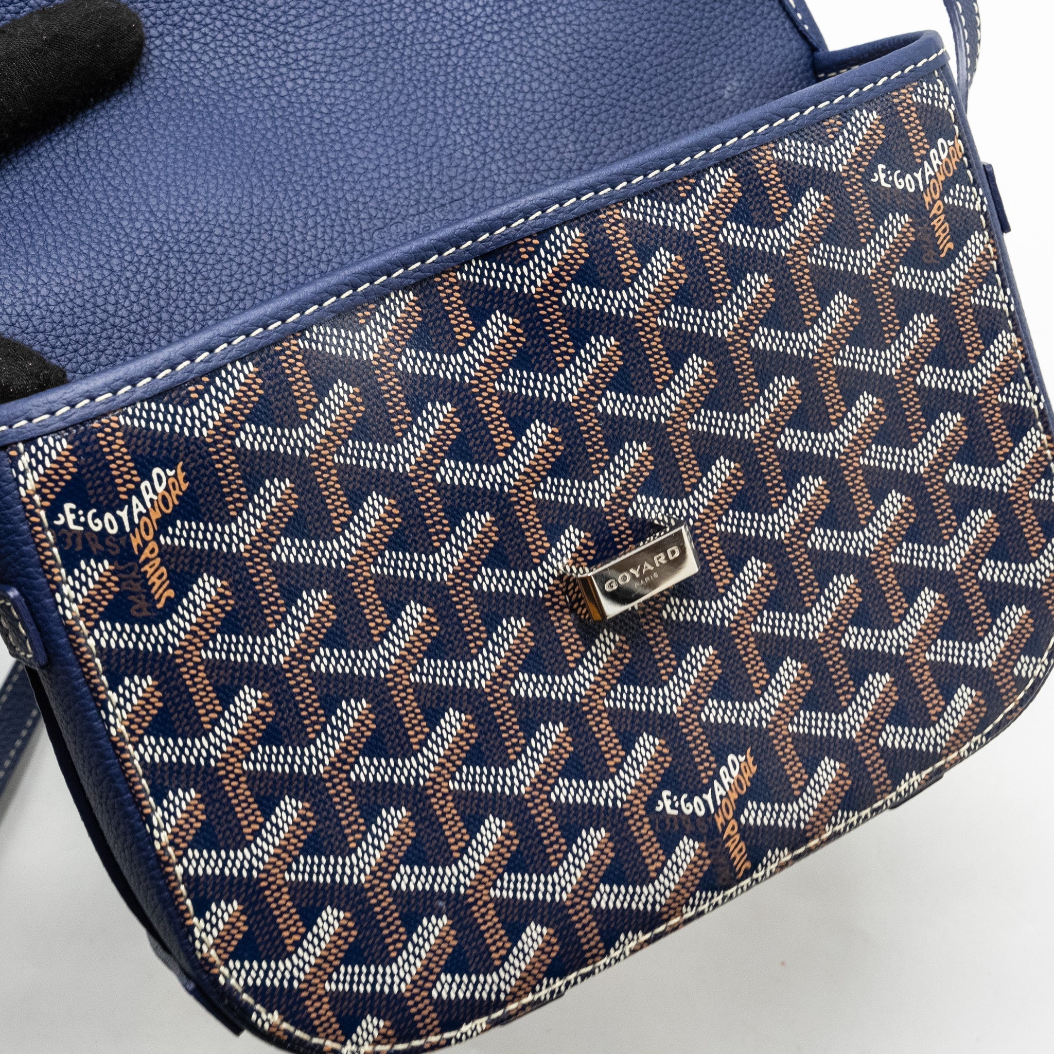 goyard-belvedere-pm-messenger-bag-goyardine-canvas-navy-shw