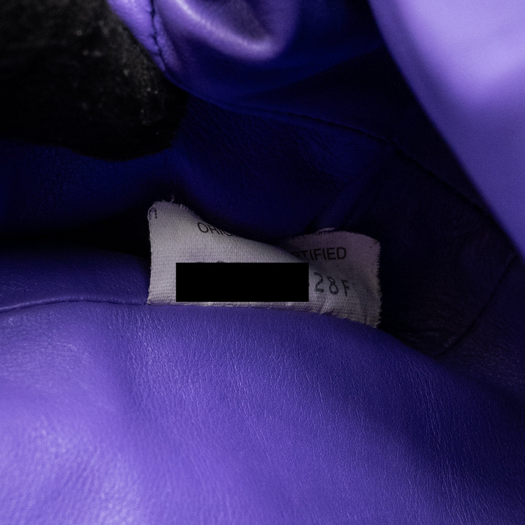 bottega-veneta-mini-pouch-calfskin-purple-shw-copy