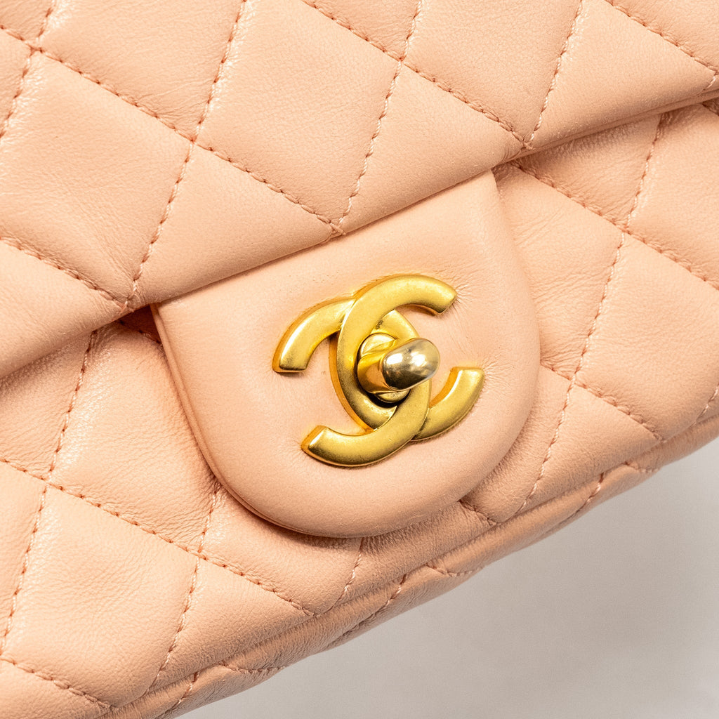 chanel-pearl-crush-mini-rectangular-flap-bag-pink-ghw-microchip